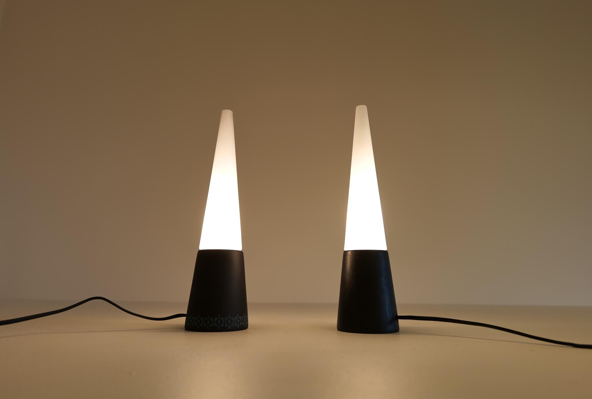 Midcentury Modern Pair of Table Lamps by Hans-Agne Jakobsson for Markaryd 9