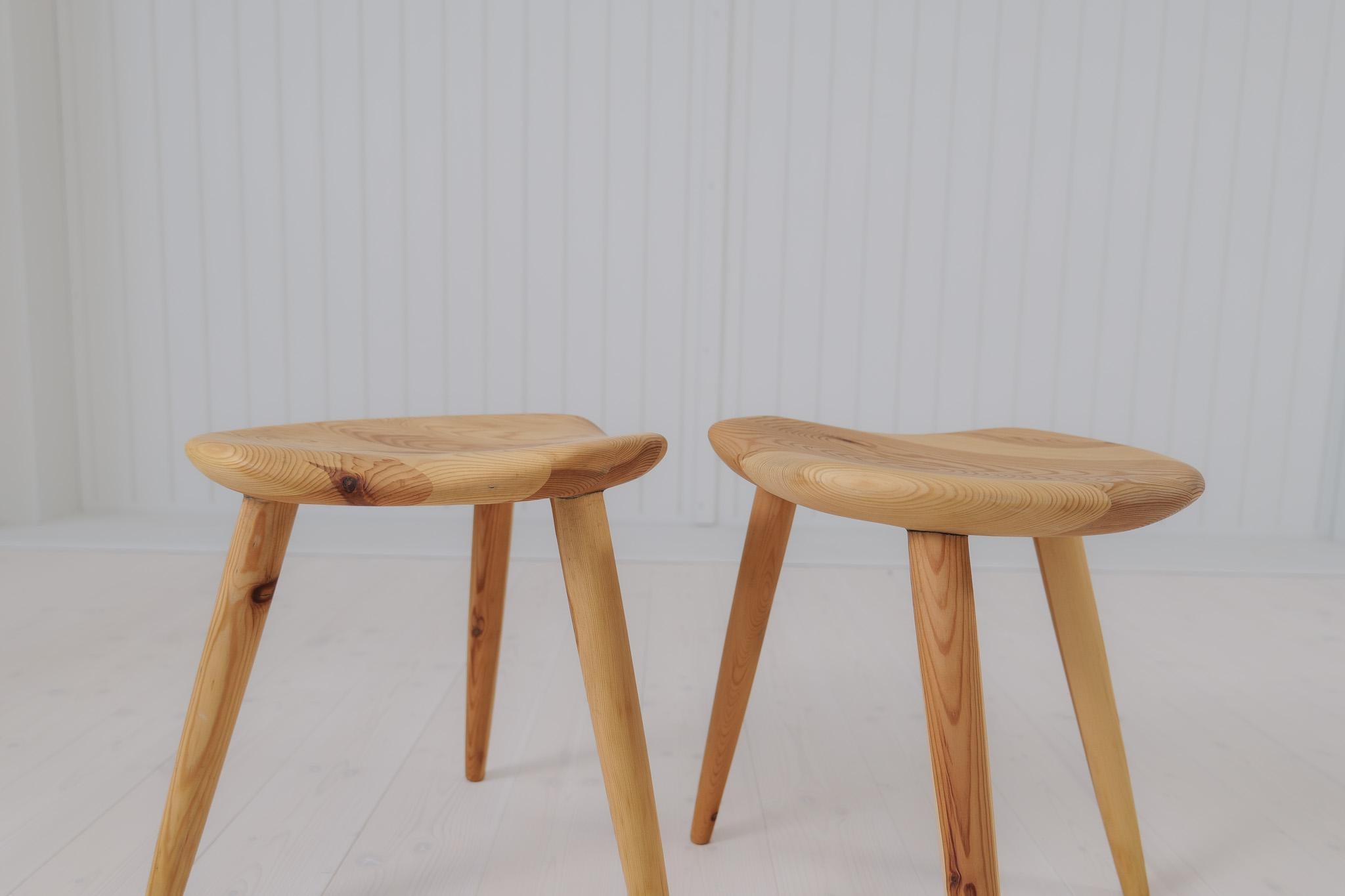 Mid-20th Century Midcentury Modern Pair Sculptural Stools in Pine by Norsk Husflid 1960s Norway For Sale