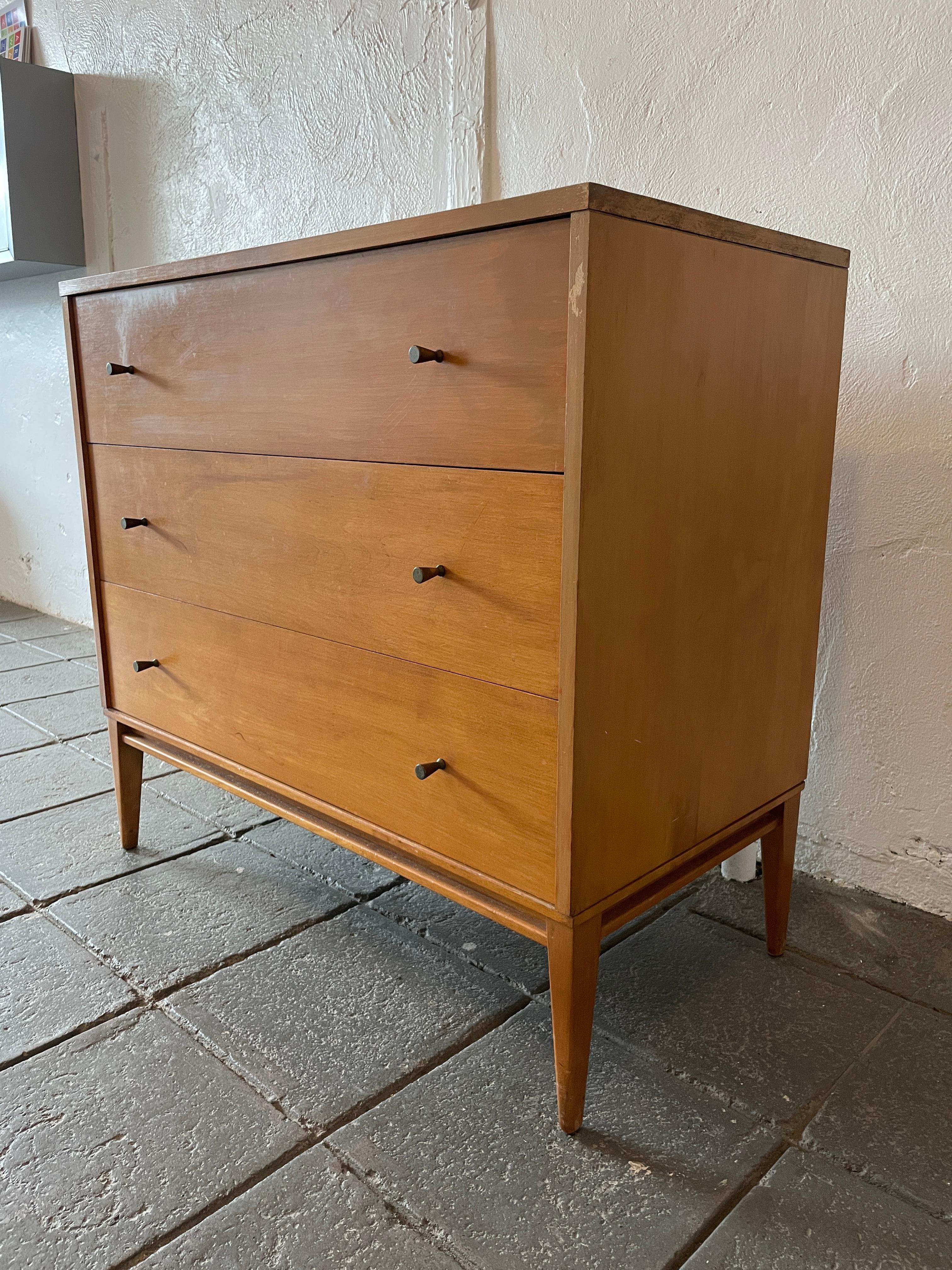 20th Century Mid-Century Modern Paul McCobb 3-Drawer Dresser #1508 Blonde Finish Brass Pulls