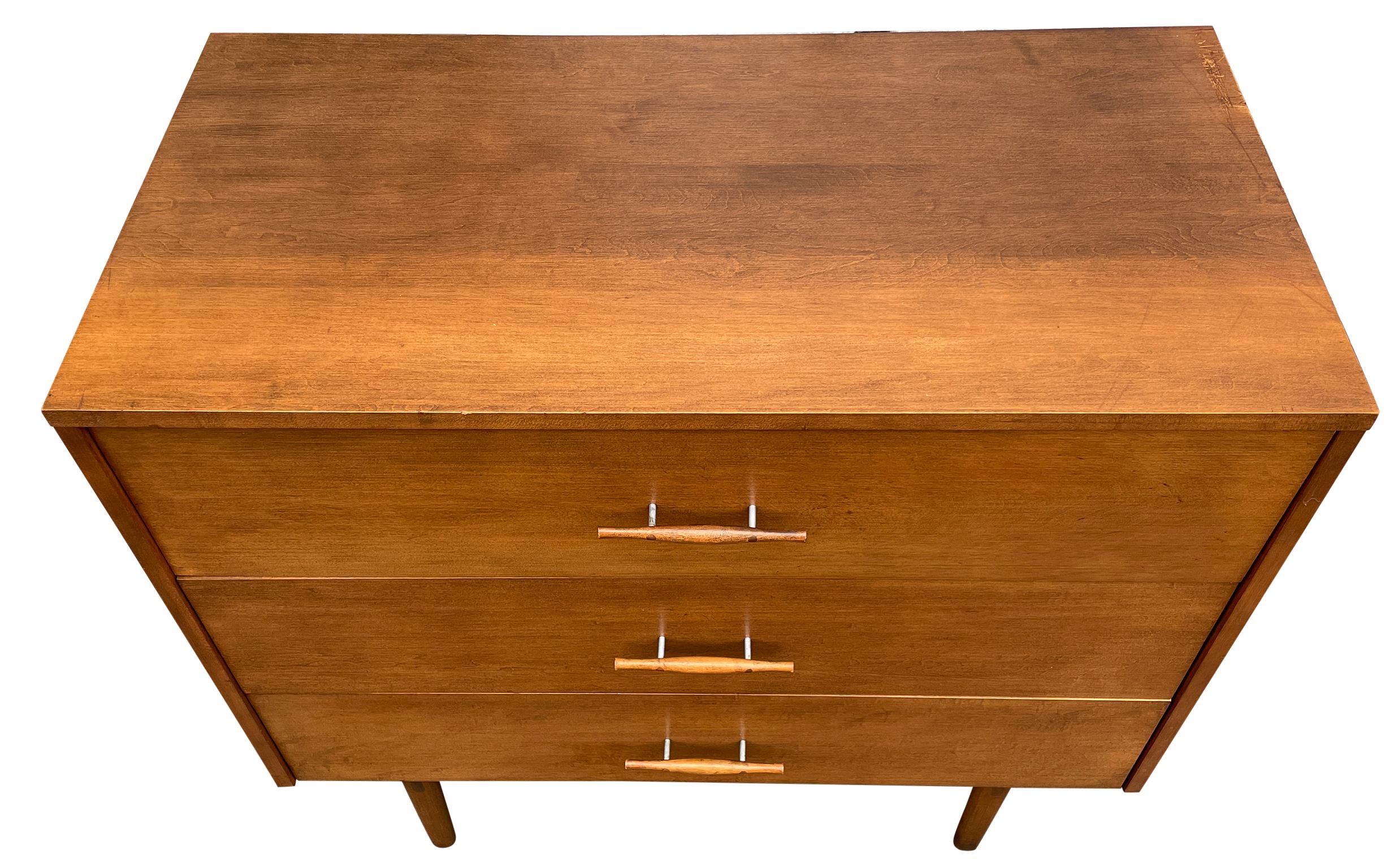 Vintage midcentury Paul McCobb 3-drawer dresser Planner Group #1508. Beautiful dresser by Paul McCobb circa 1950s Planner Group, 3 drawer, solid maple, Walnut finish, Wood handle pulls, Wood legs base. Clean inside and out all drawers slide smooth.