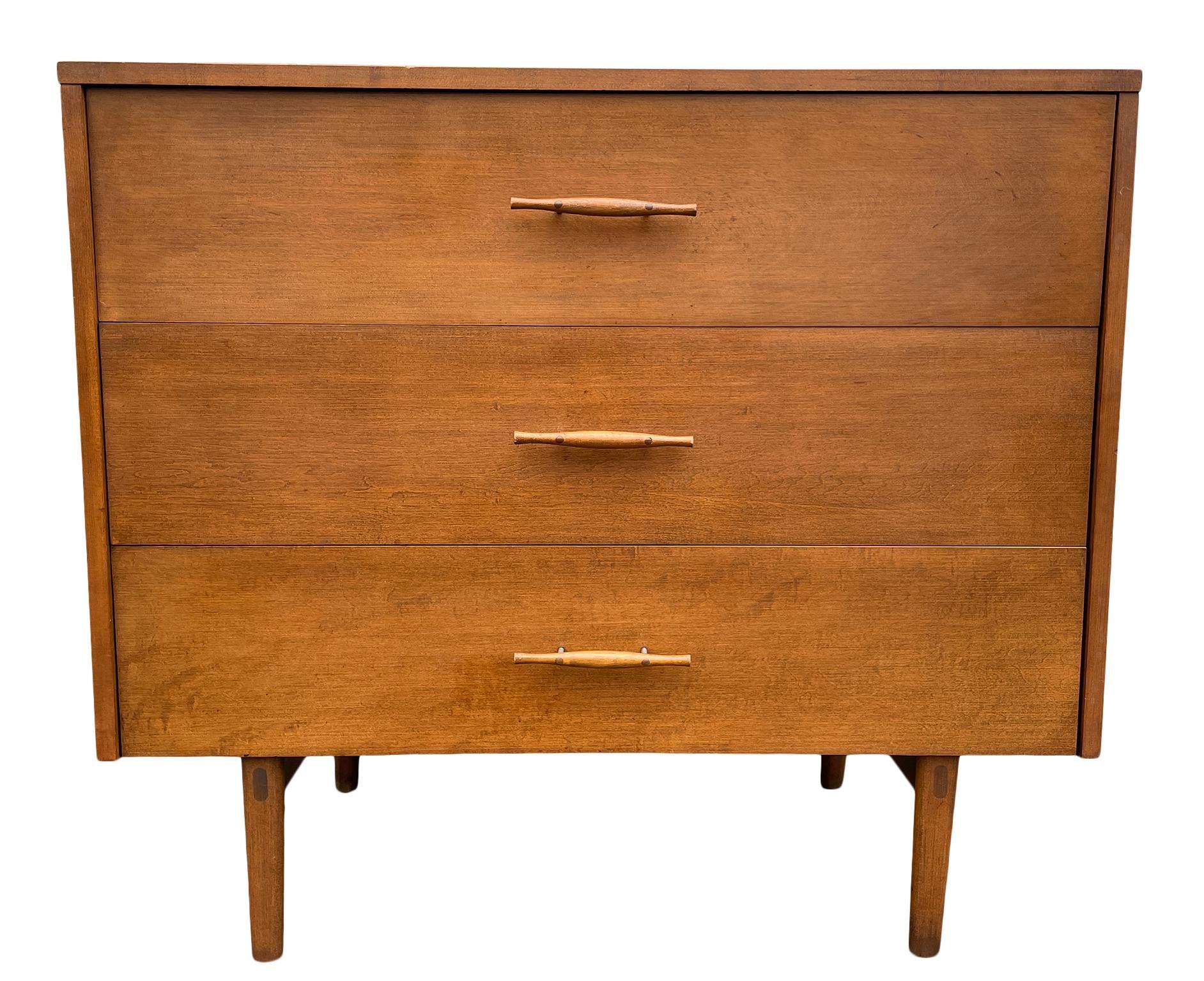 Maple Midcentury Modern Paul McCobb 3-Drawer Dresser #1508 Walnut Finish Pull Handles