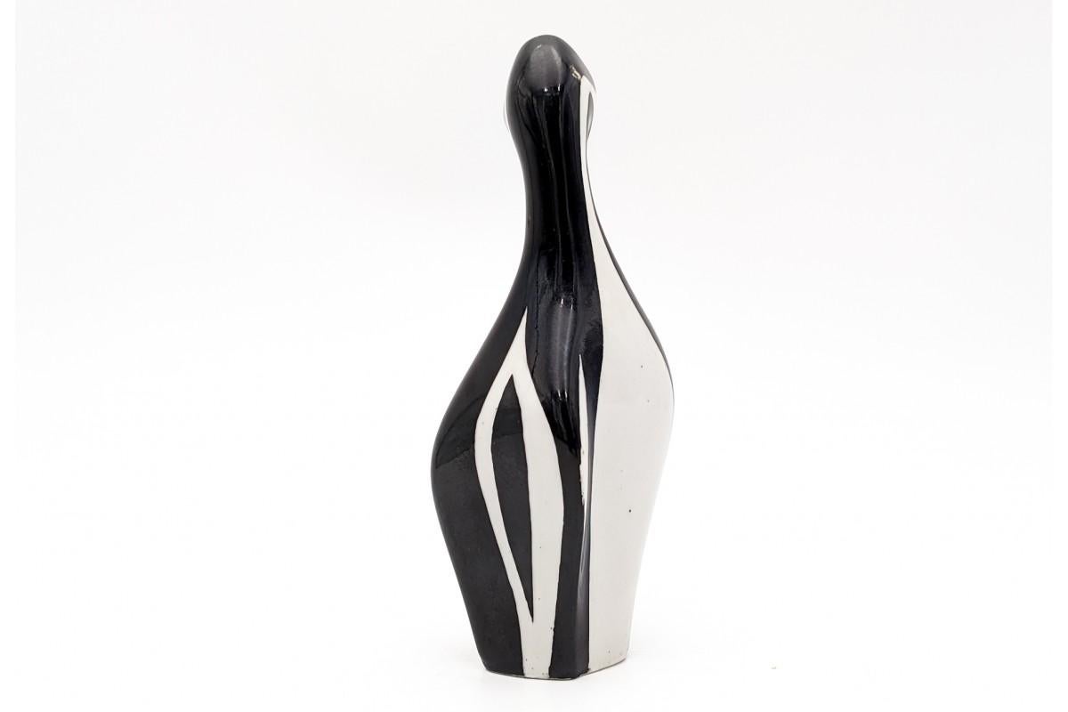 20th Century Midcentury modern pelican figurine by Ćmielów, Poland, 1960s.