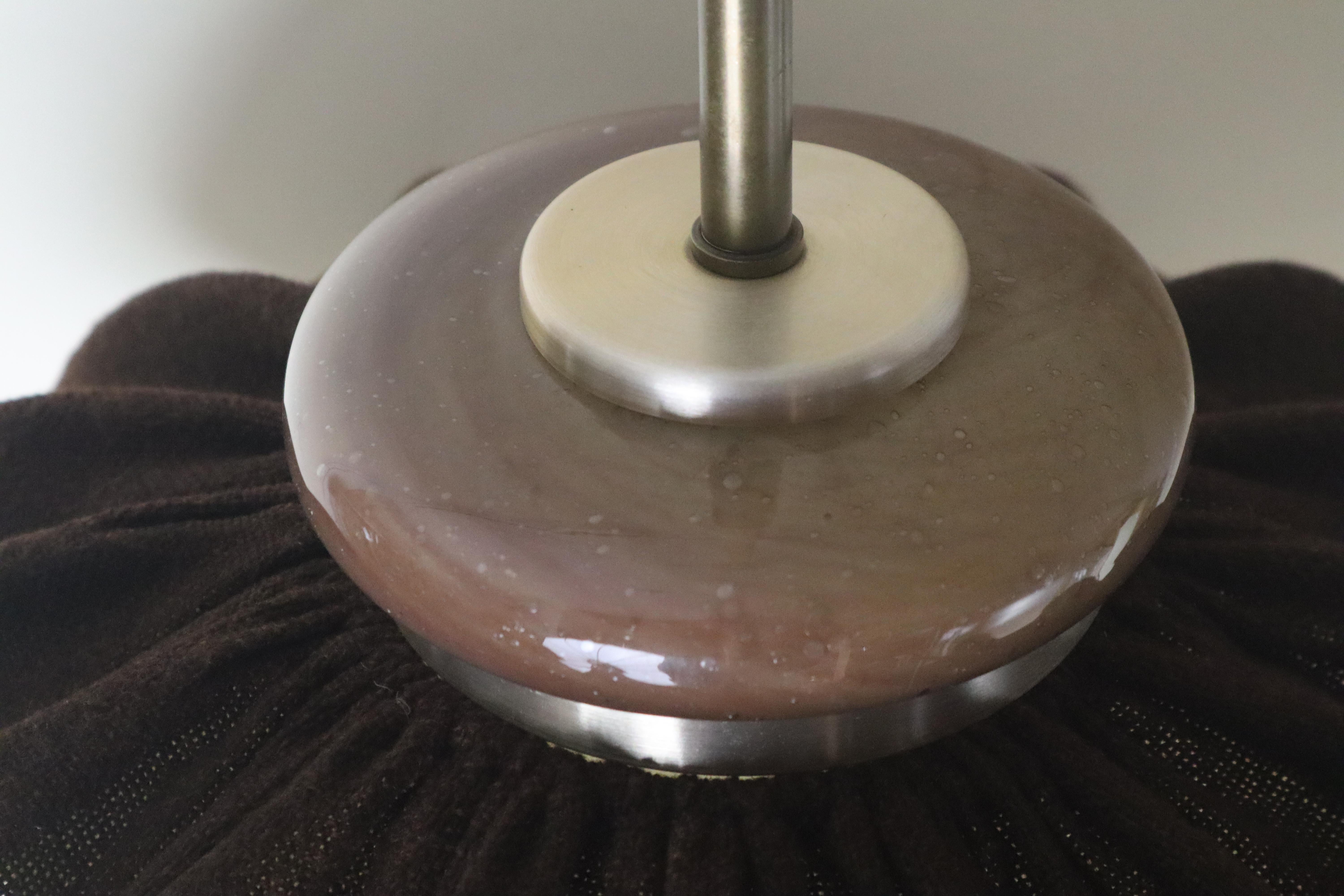 Lampada a sospensione moderna del Medioevo in tessuto marrone, legno e vetro di Doria Germany in vendita 3