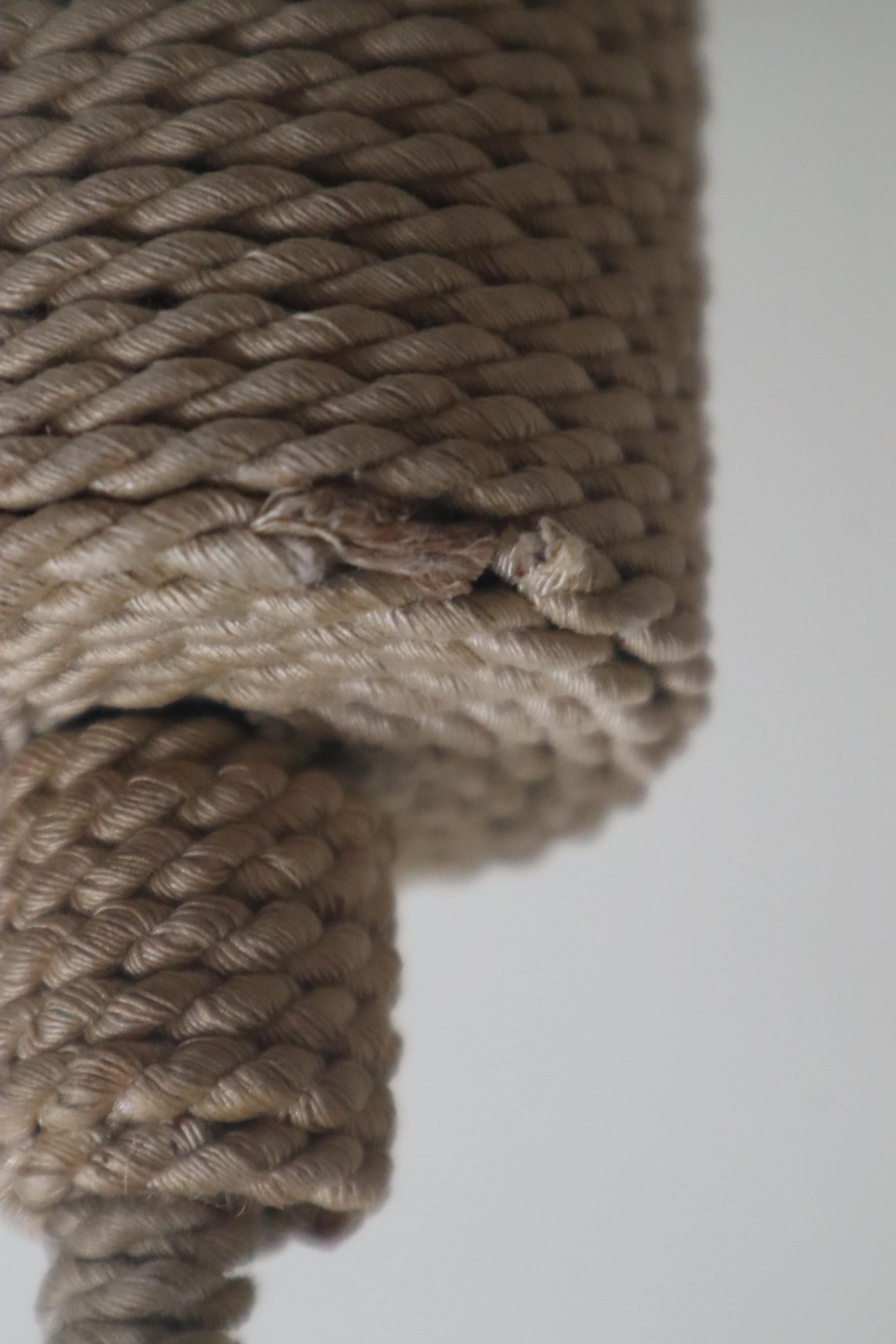 Mid-Century moderno Lampada a sospensione moderna del Medioevo in tessuto marrone, legno e vetro di Doria Germany in vendita