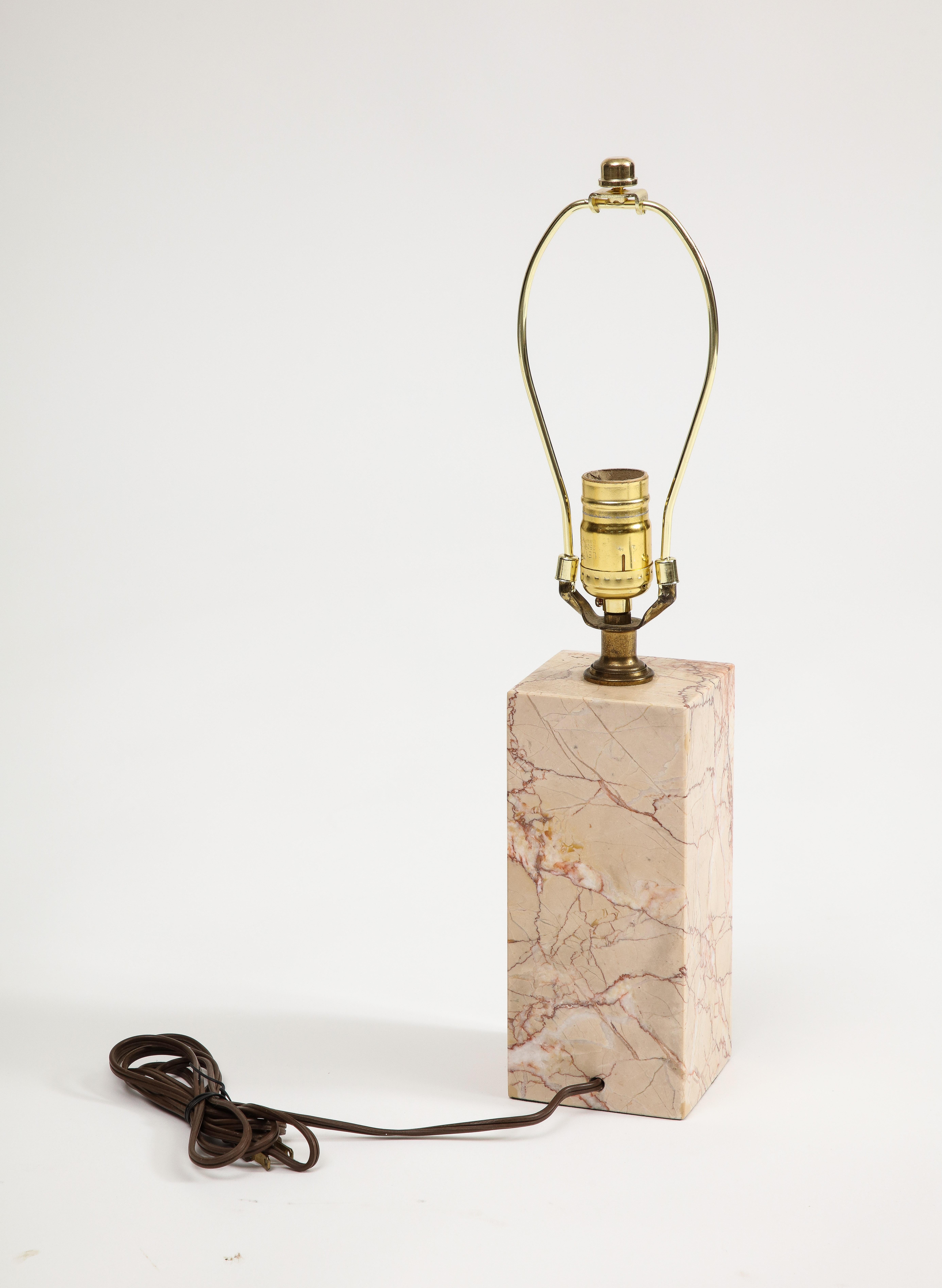 Midcentury Modern Pink Marble Table Lamp attributed to T.H. Robsjohn-Gibbings For Sale 1