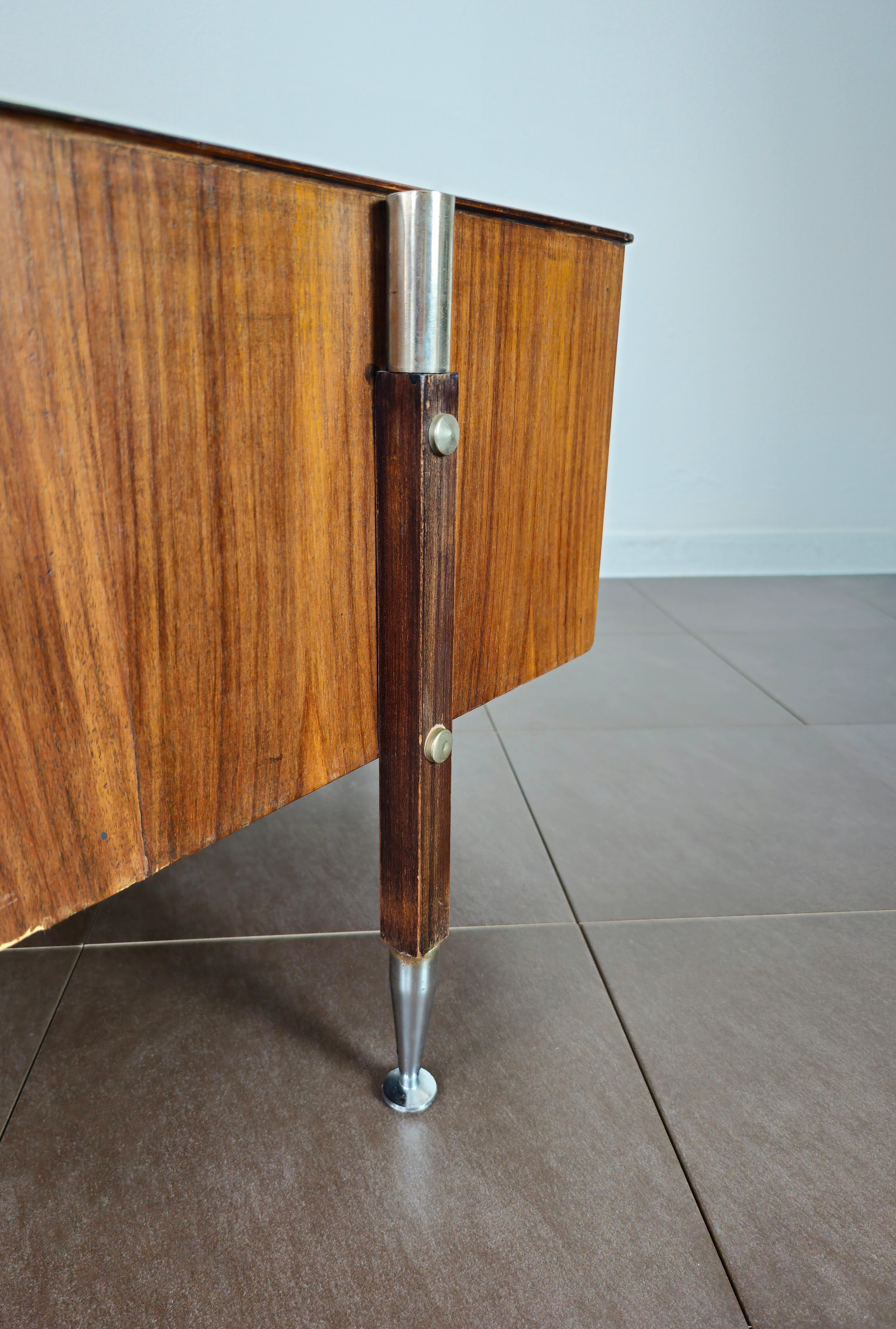 Midcentury Modern Plant Holder Wood Chromed Metal Brass Italian Design 1960s In Fair Condition In Palermo, IT