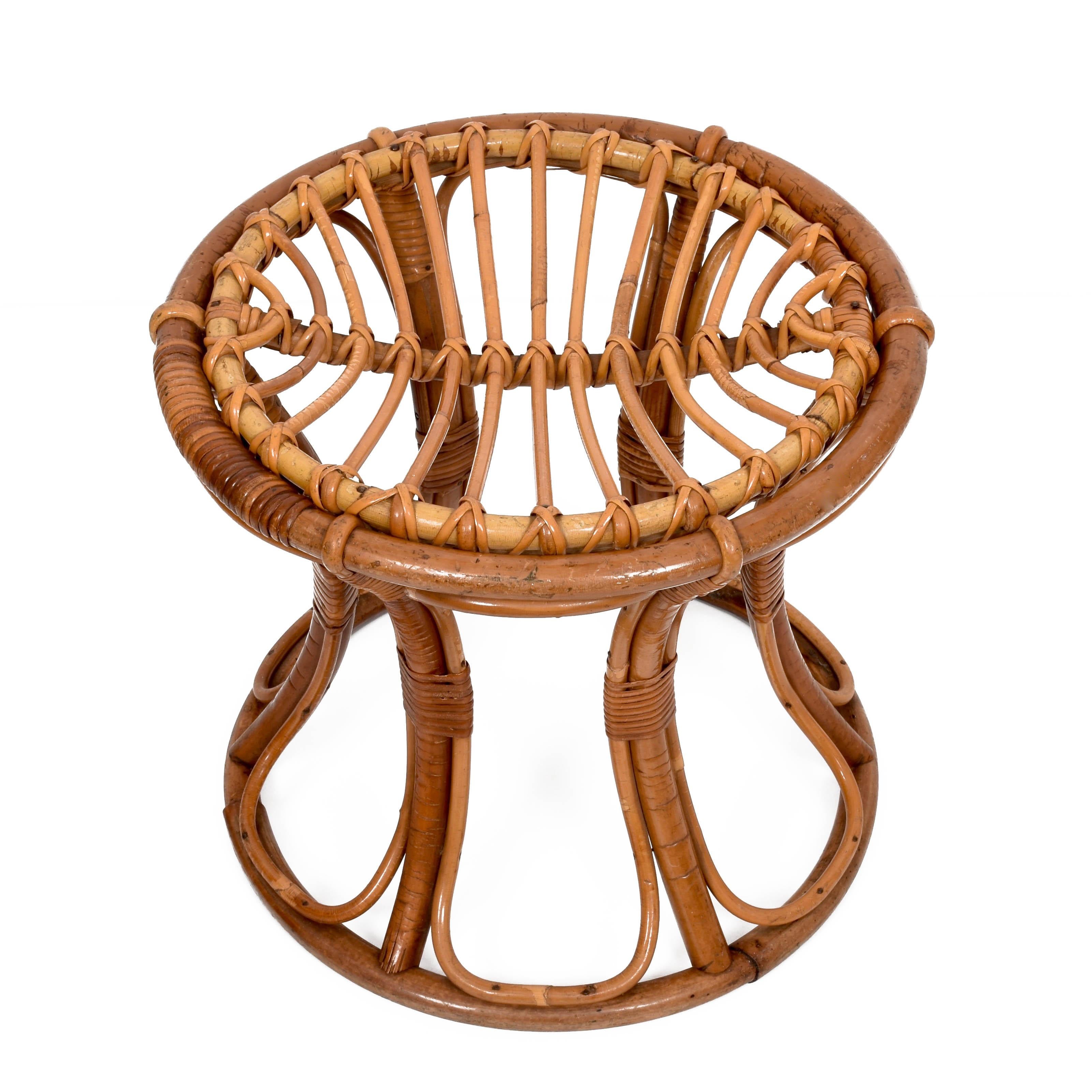 Mid-Century Modern Rattan and Bamboo Italian Round Stool, 1960s For Sale 3