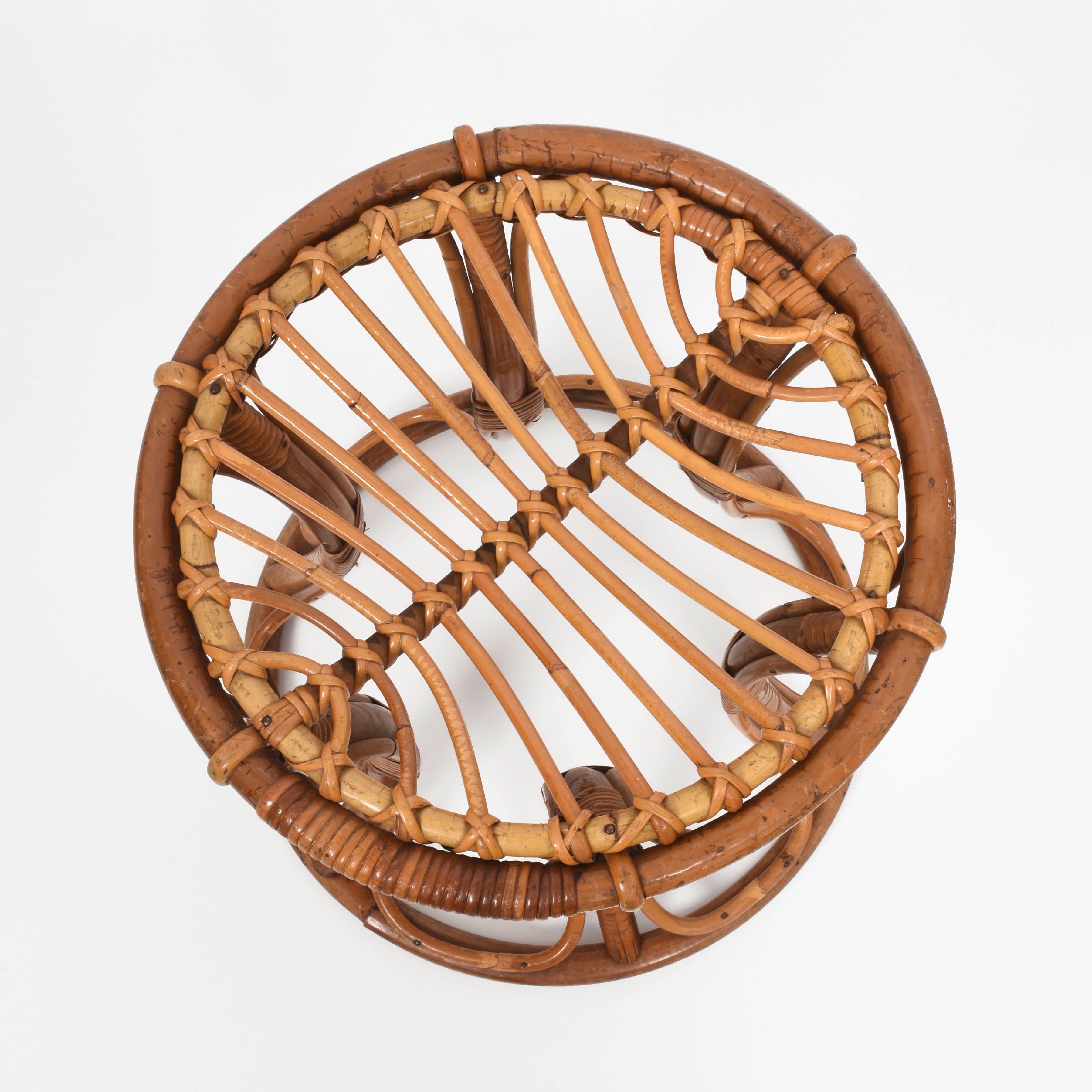 Mid-Century Modern Rattan and Bamboo Italian Round Stool, 1960s In Good Condition For Sale In Roma, IT