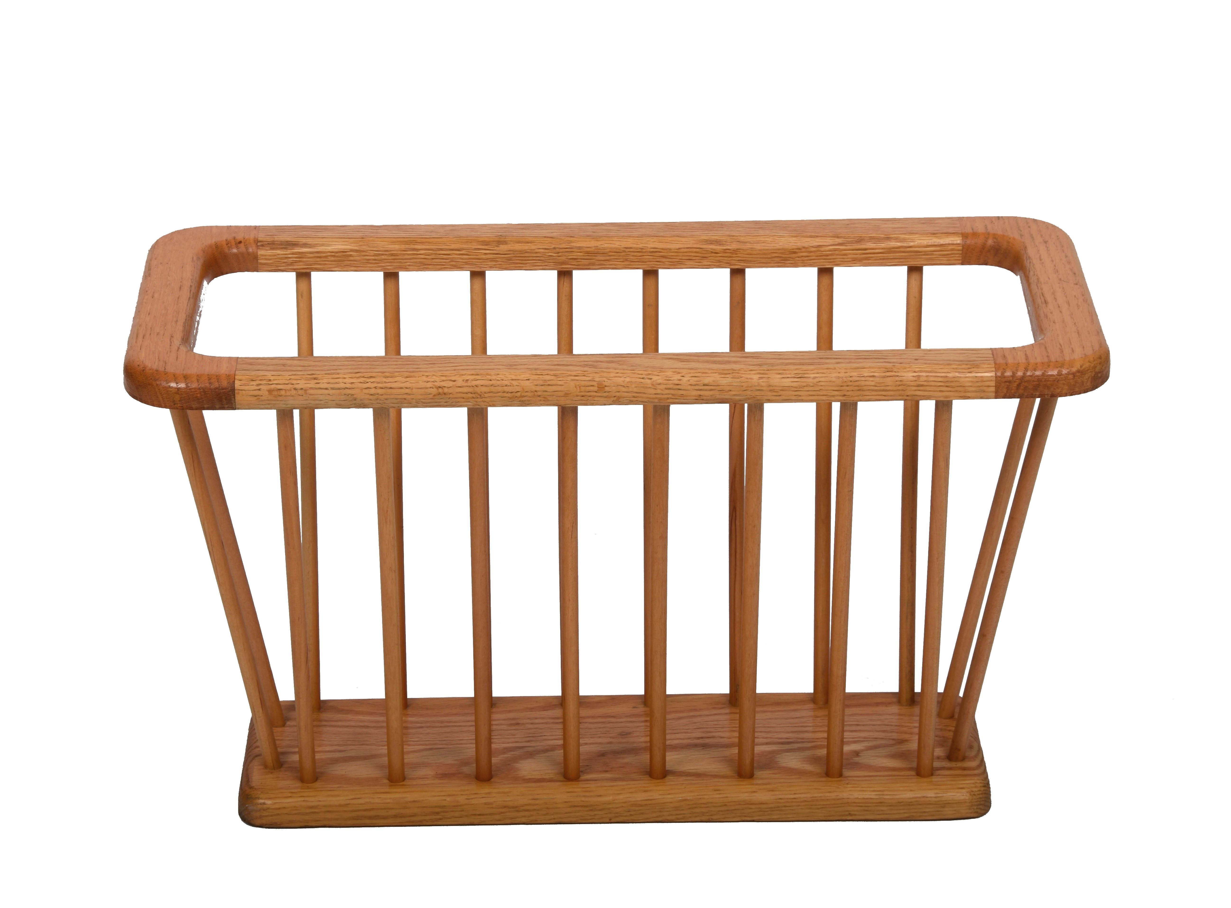 Late 20th Century Mid-Century Modern Rectangular Solid Oak Danish Magazine Rack, 1970s For Sale