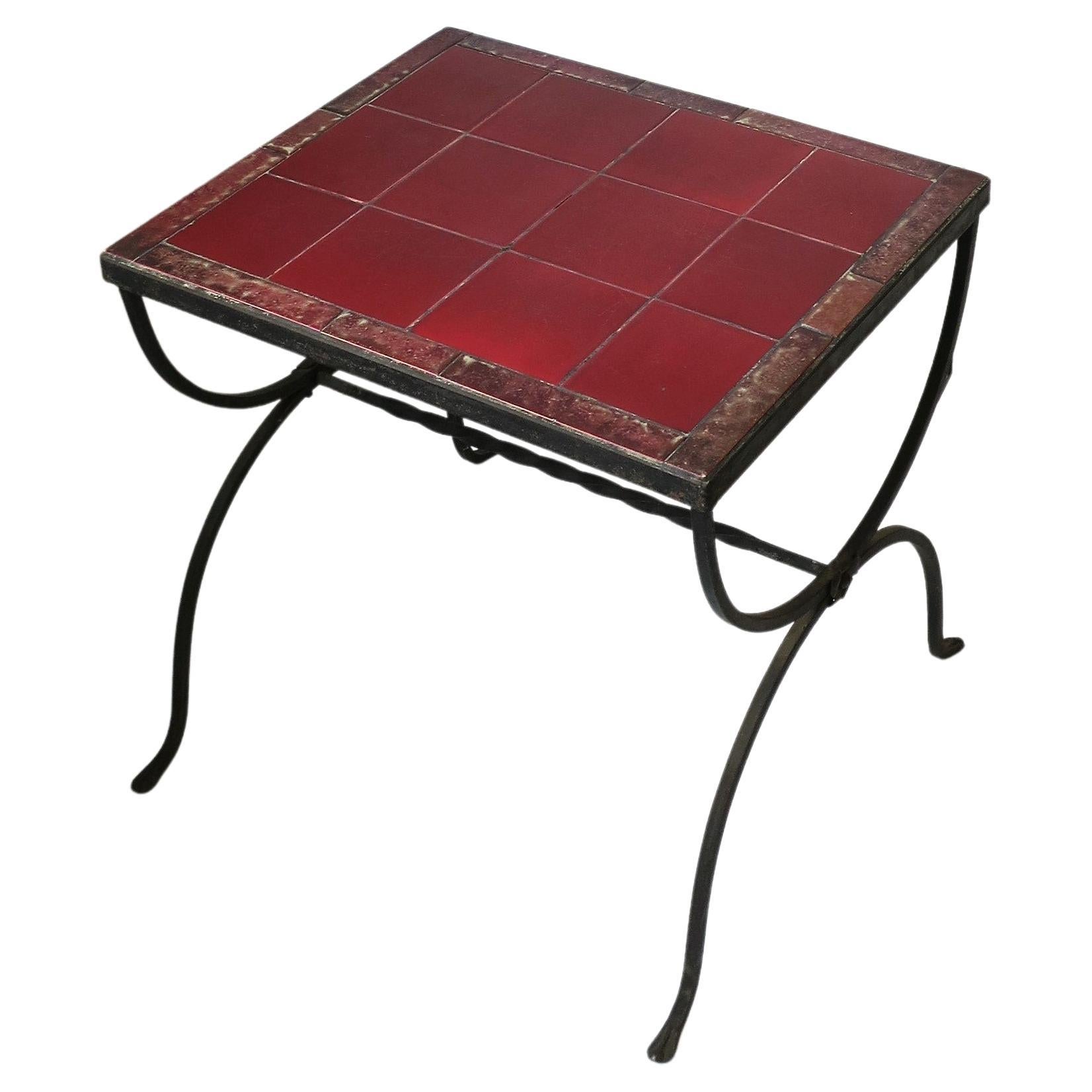 Red Burgundy Tile Top & Iron Side or End Table Patio & Outdoors Regency Revival
