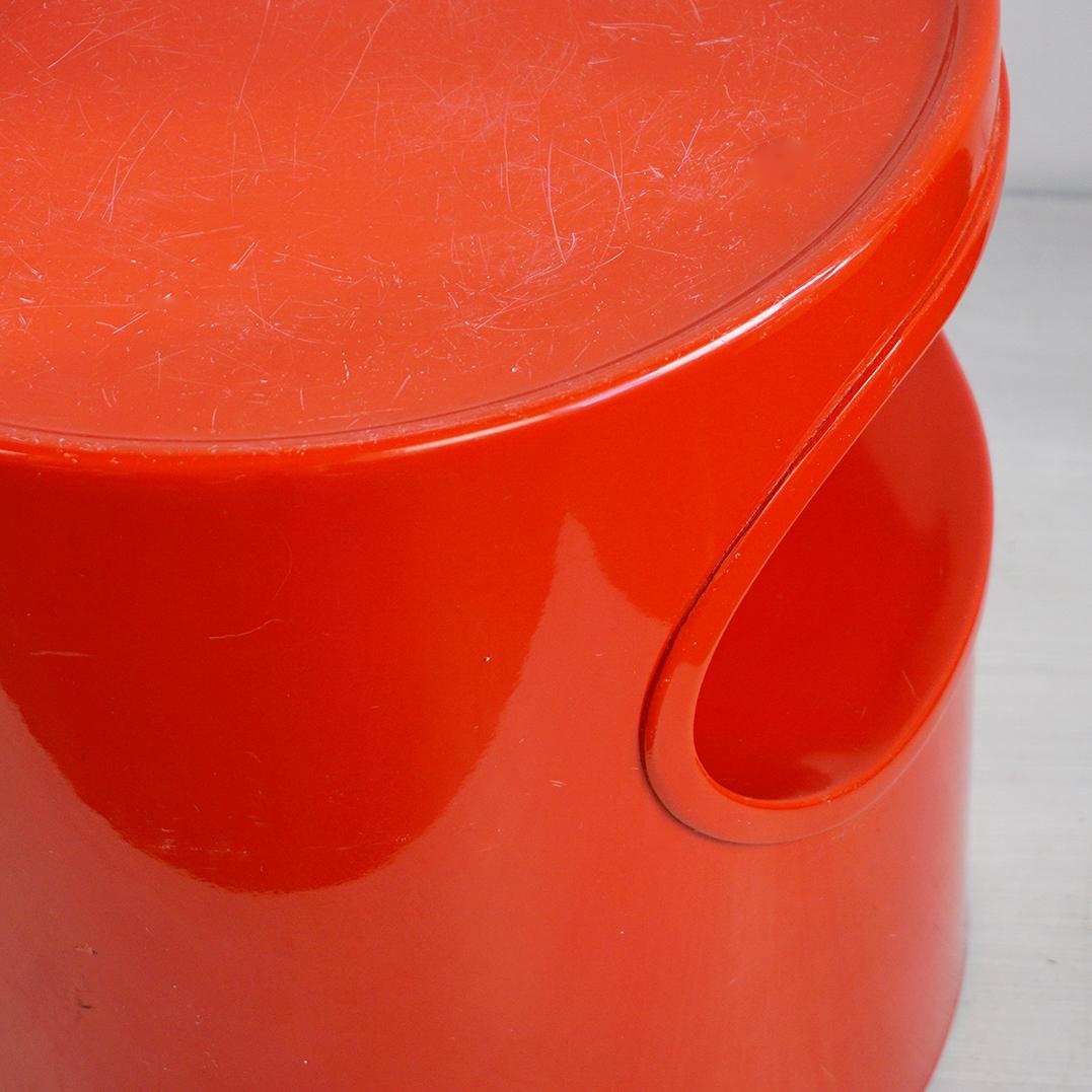 Late 20th Century Midcentury Modern red Plastic Table by Emma Gismondi for Artemide Italy For Sale