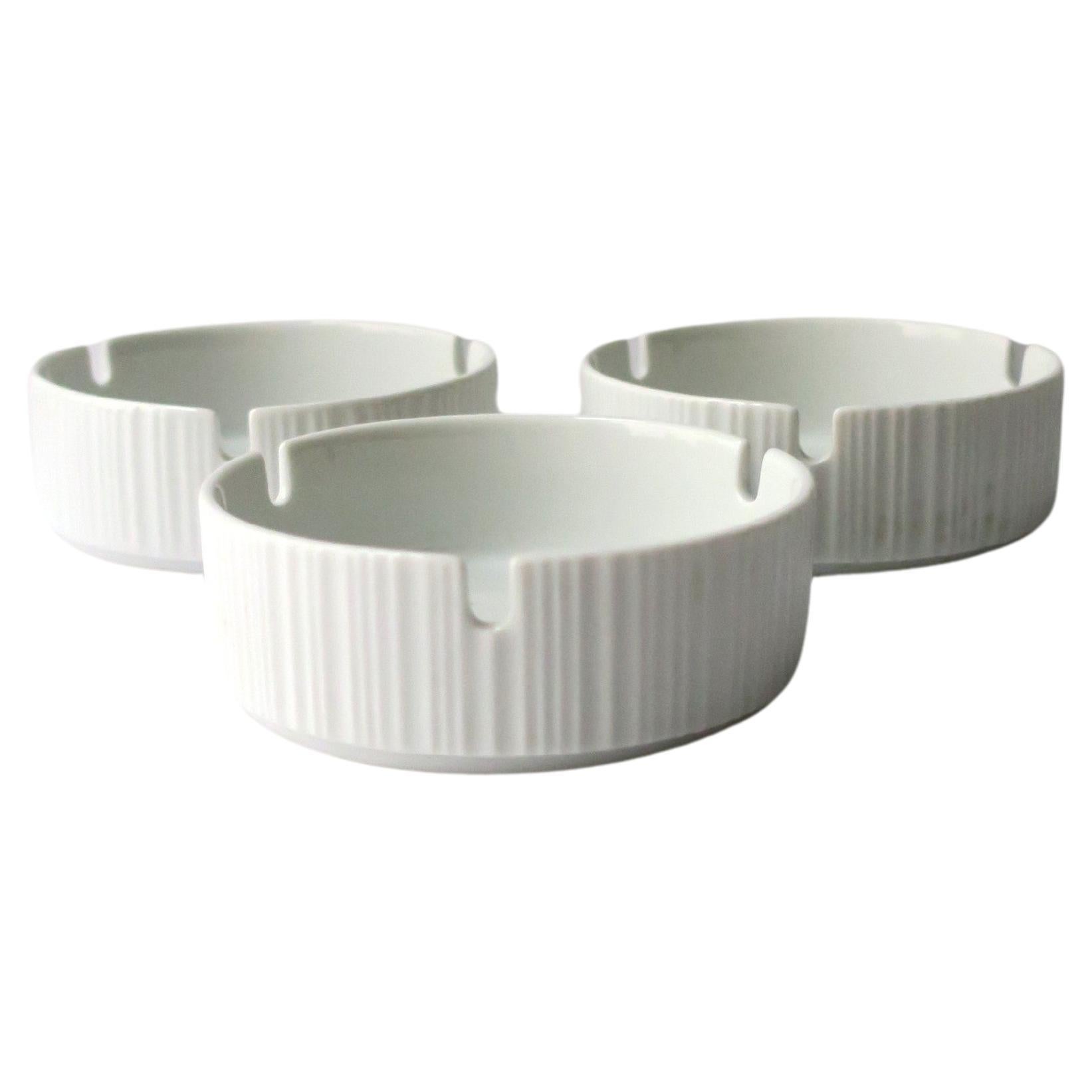 Cendrier Rosenthal Studio Line moderne du milieu du siècle Catchall Tapio Wirkkala en vente