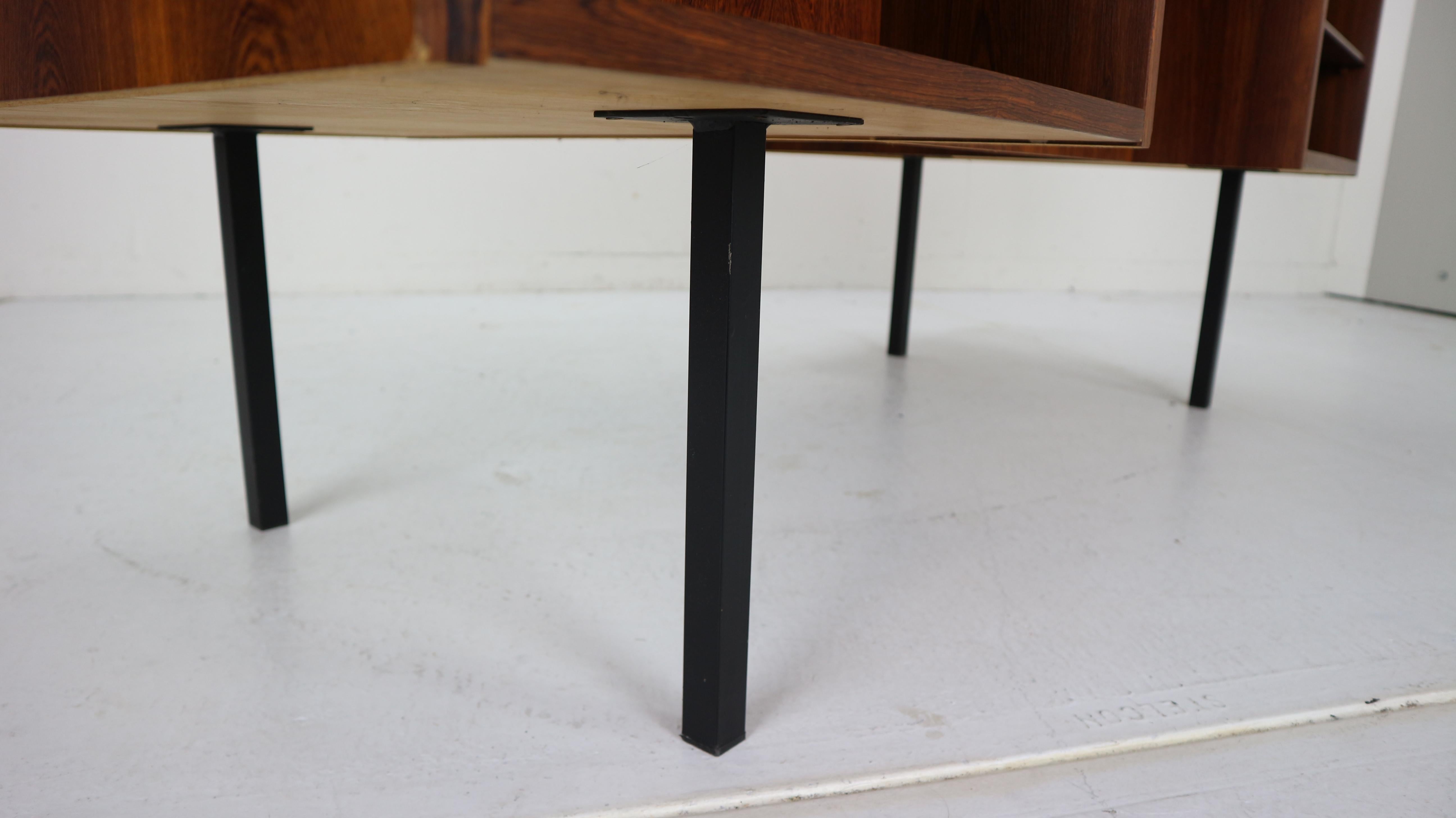 Mid-Century Modern Rosewood Writing Table Desk by Leo Bub for Wertmöbel, 1960s 5