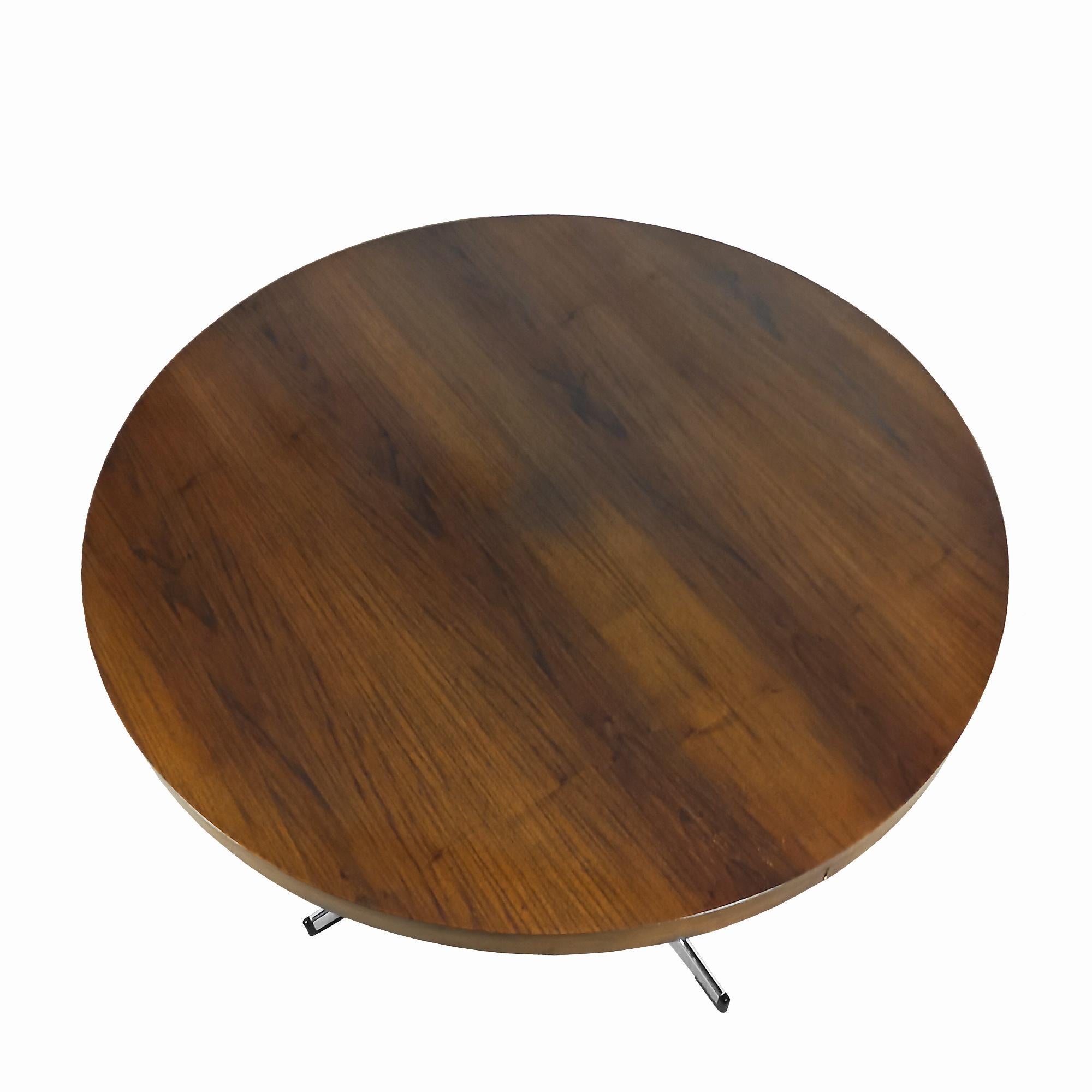 Mid.Century Modern Round Dining Room Table - Barcelona 1960 In Good Condition For Sale In Girona, ES