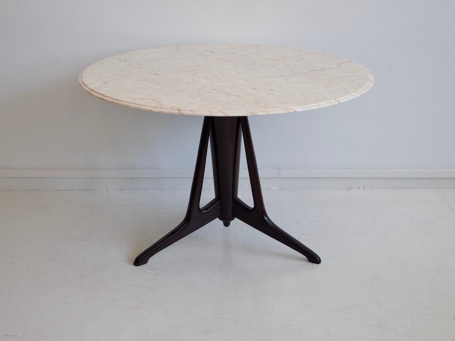 Italian Midcentury Modern Round Marble and Ebonized Wood Dining Table For Sale