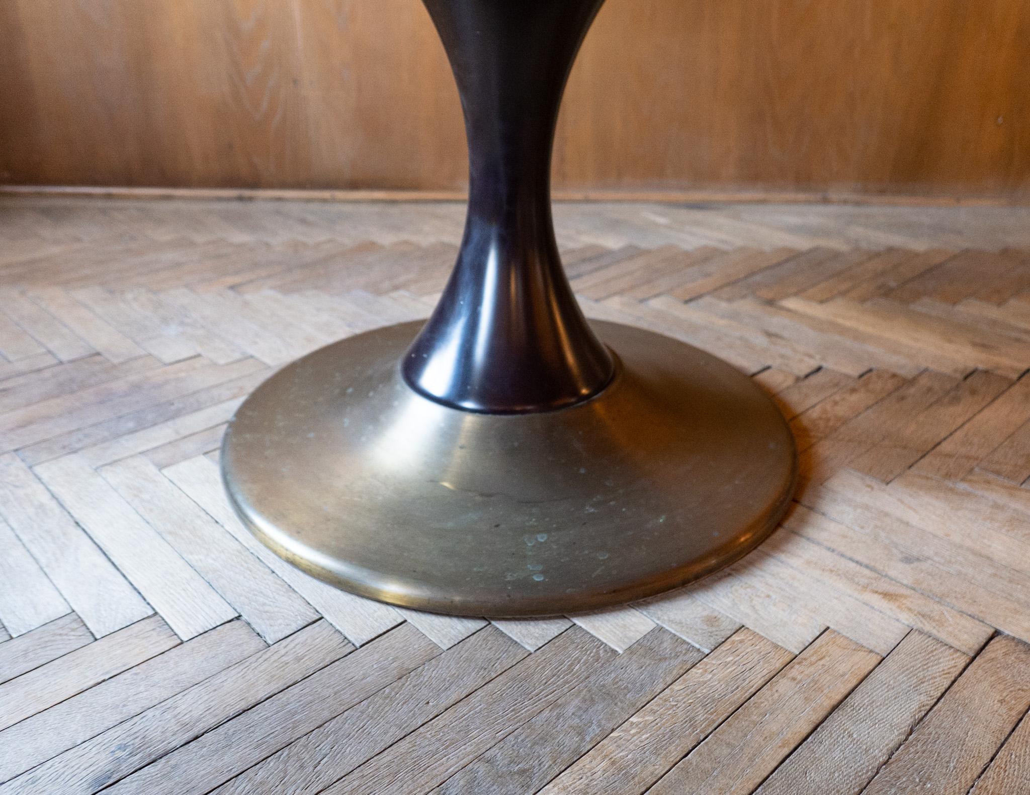 Mid-Century Modern Round Wooden Brass Dining Table, Italy, 1950s For Sale 5