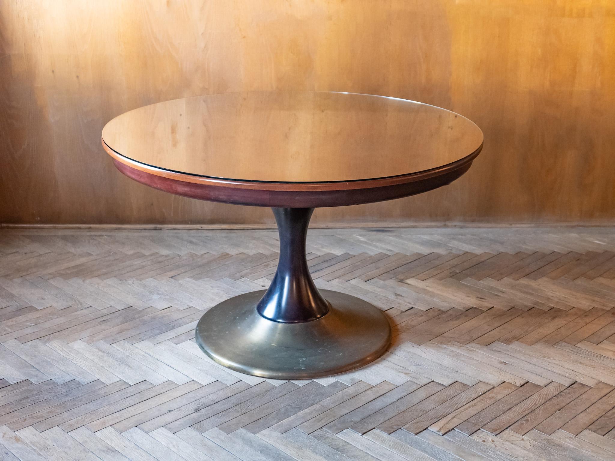 Veneer Mid-Century Modern Round Wooden Brass Dining Table, Italy, 1950s For Sale