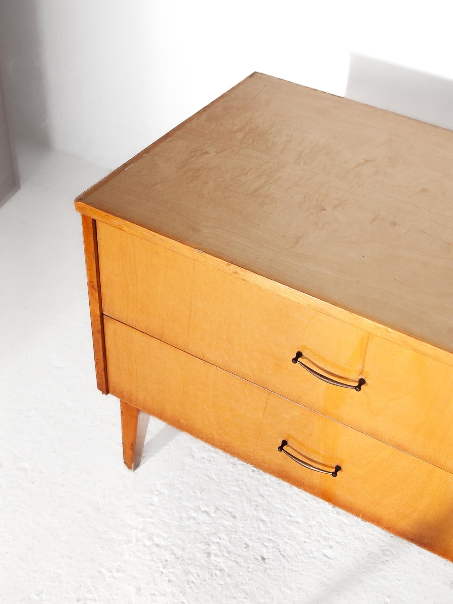Metà XX secolo Credenza alta a quattro ante in legno satinato, 1950 in vendita
