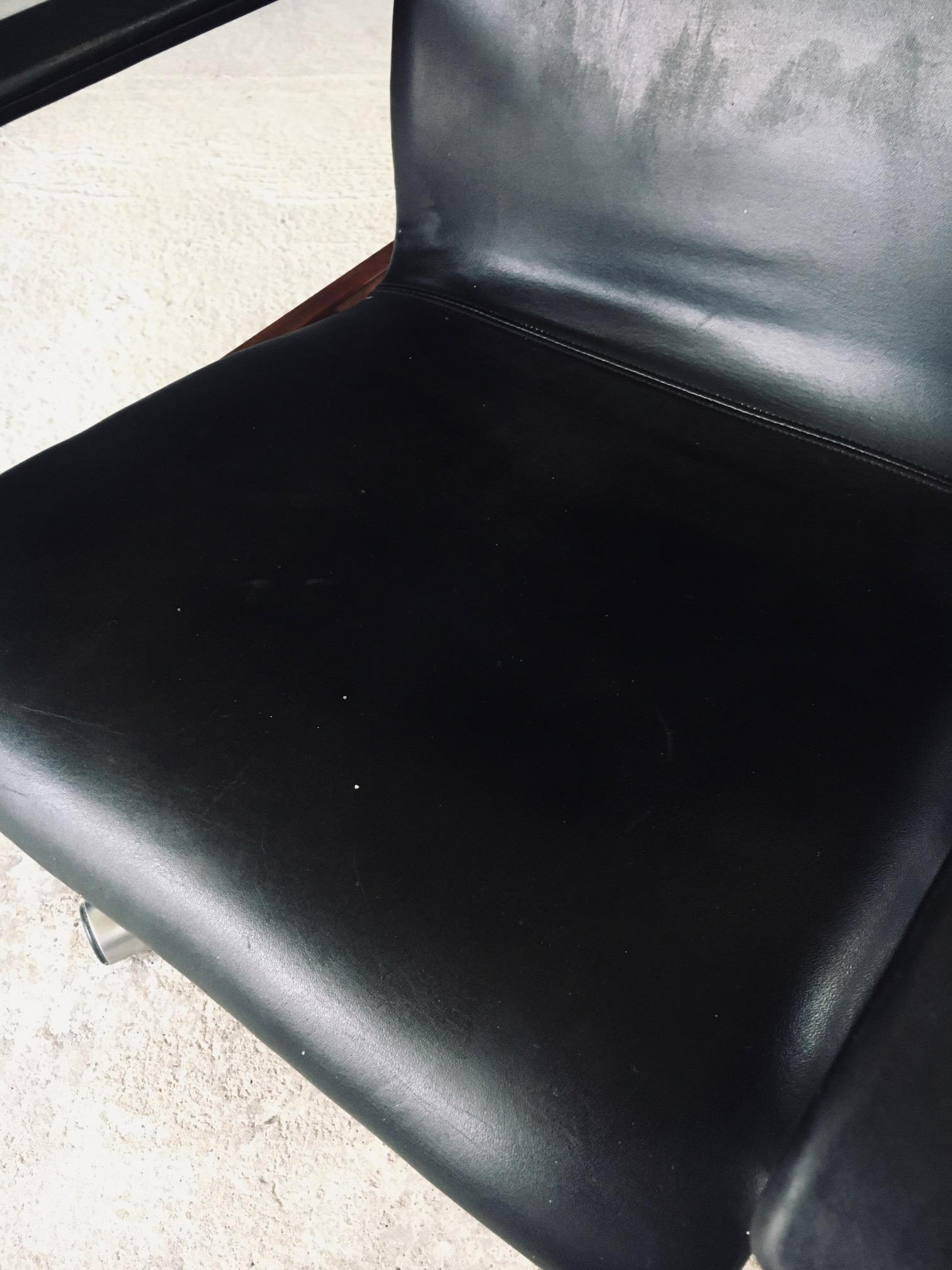 Midcentury Modern Scandinavian Design Office Chair by Dyrlund, Denmark 1960's For Sale 7
