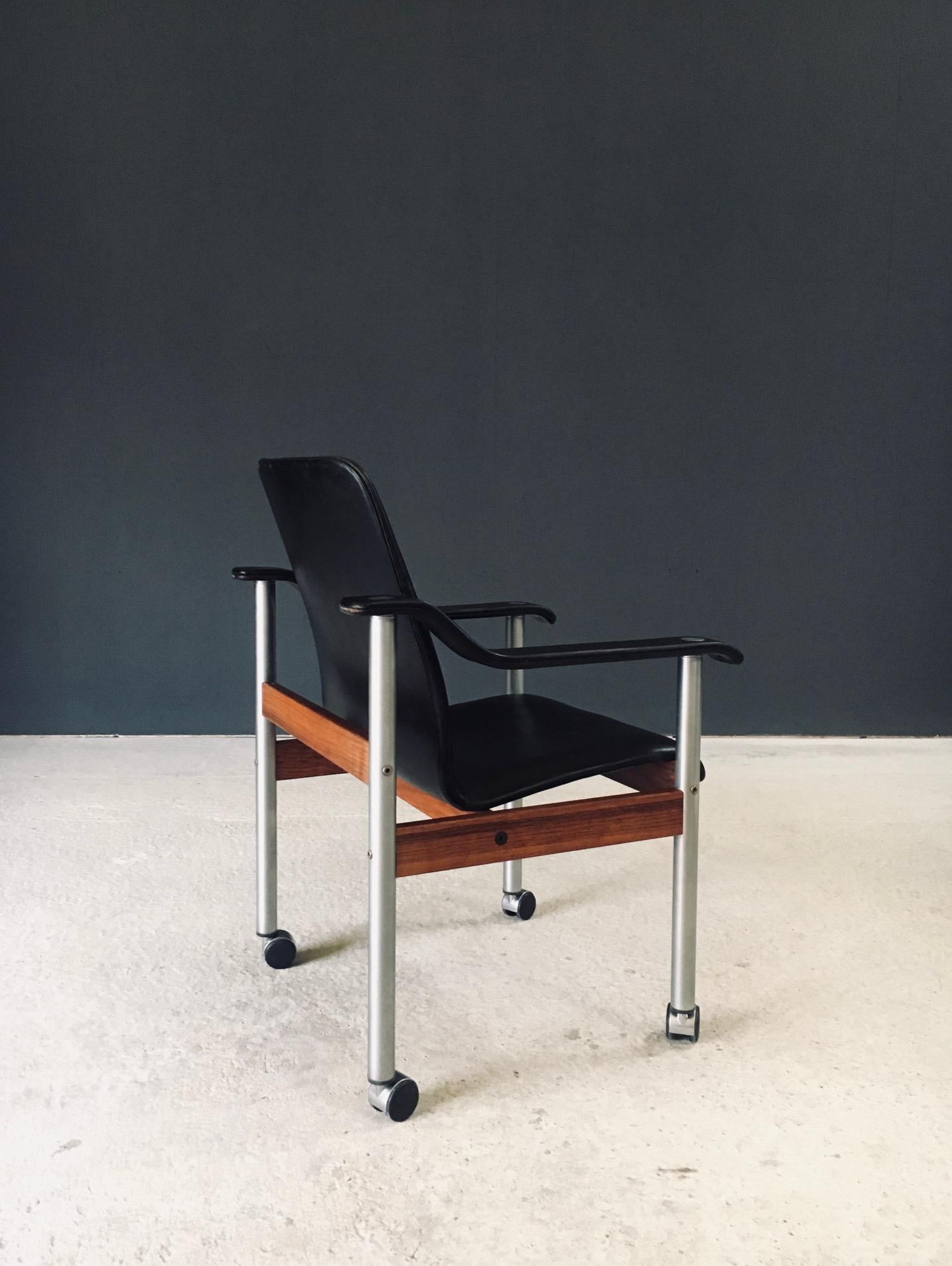 Aluminum Midcentury Modern Scandinavian Design Office Chair by Dyrlund, Denmark 1960's For Sale