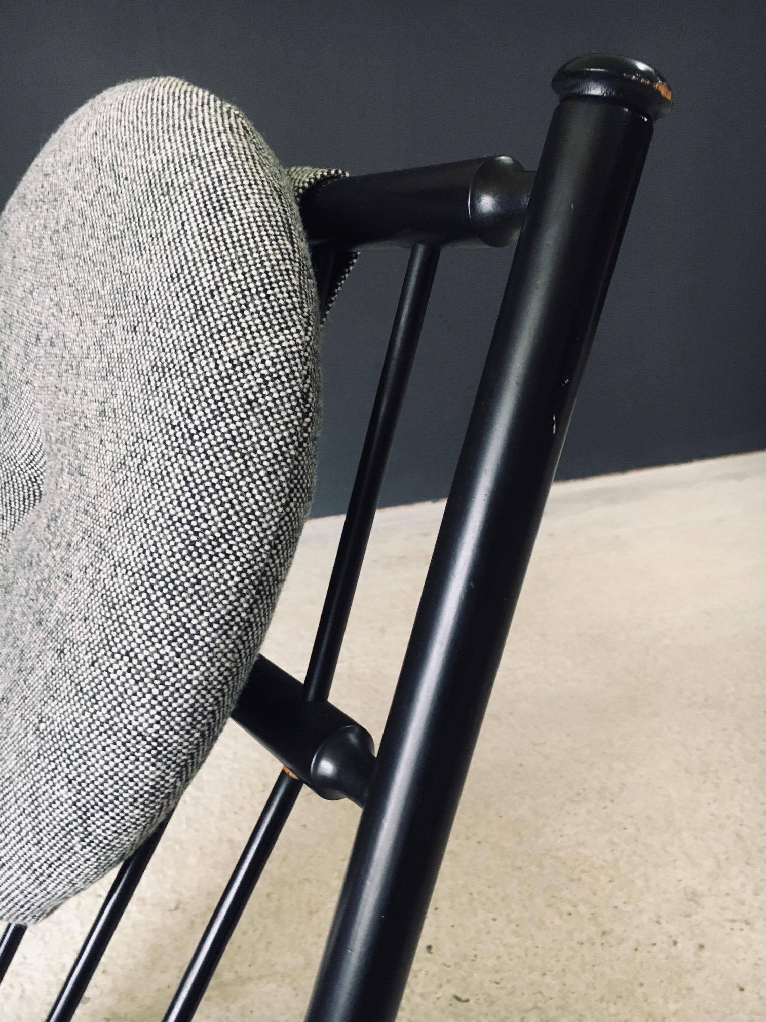 The Modern Scandinavian Design Rocking Chair, Suède 1960's en vente 13