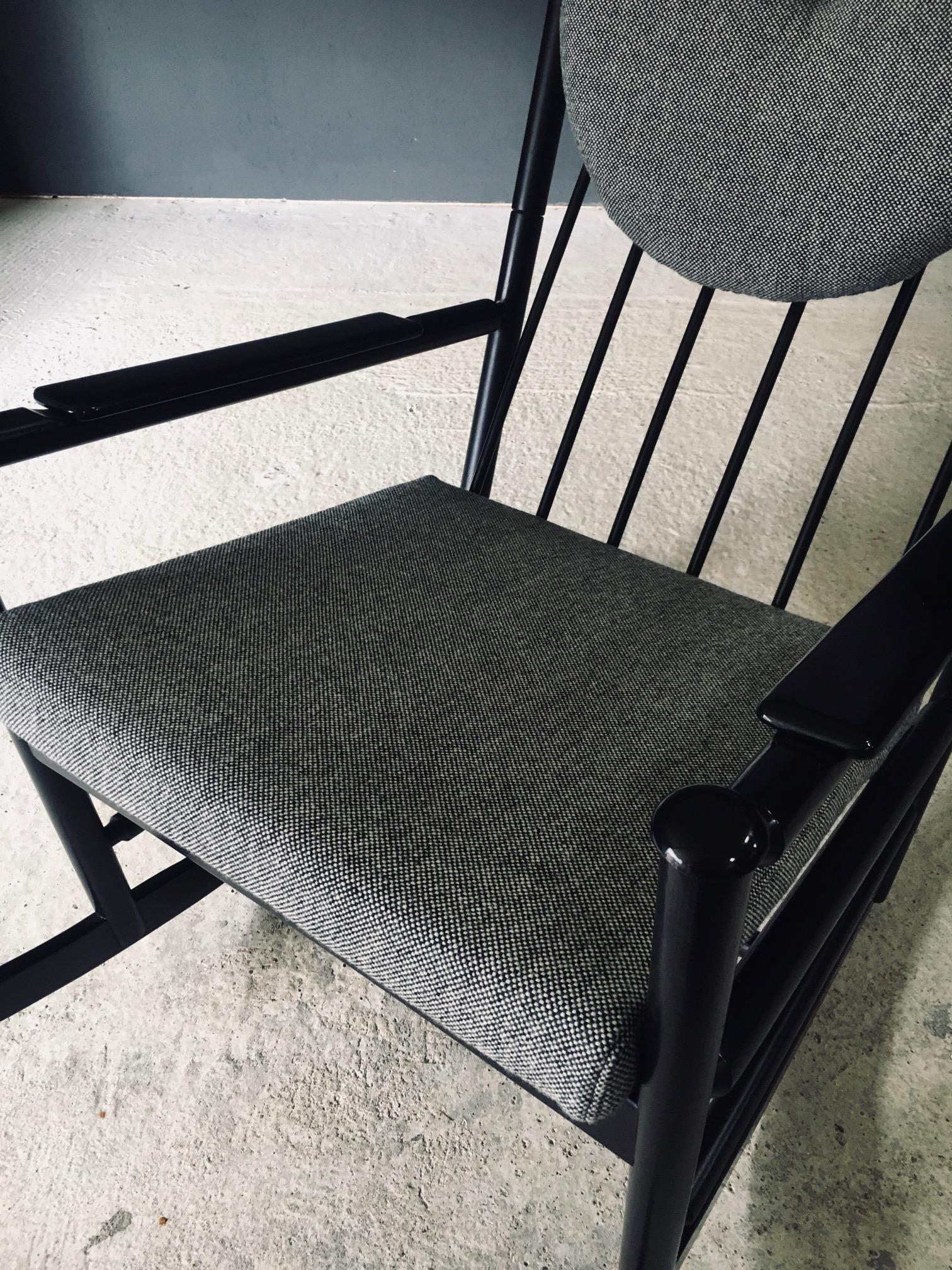 The Modern Scandinavian Design Rocking Chair, Suède 1960's en vente 1