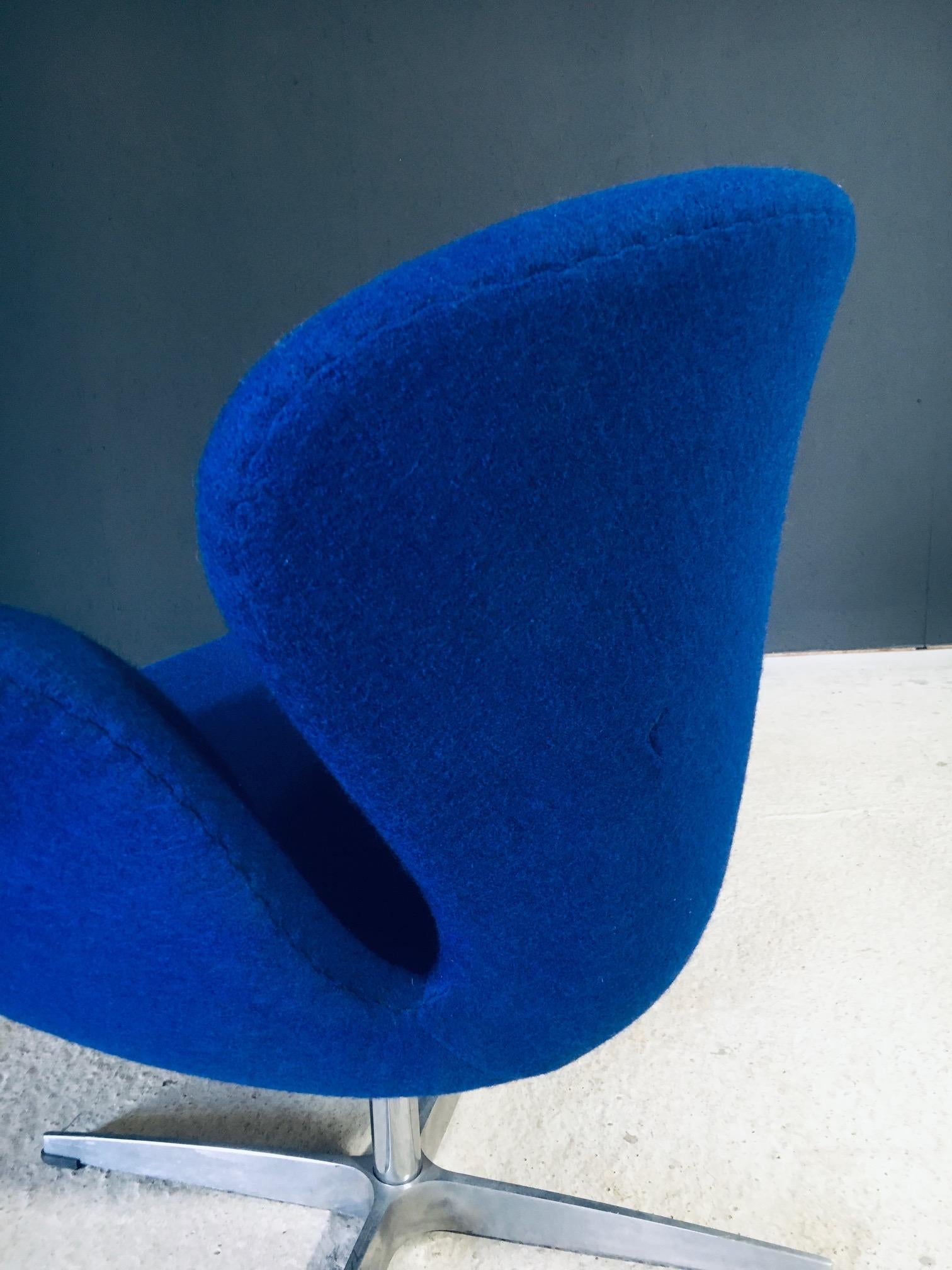 Midcentury Modern Scandinavian Design SWAN Chair by Arne Jacobsen, Denmark 1970s en vente 8