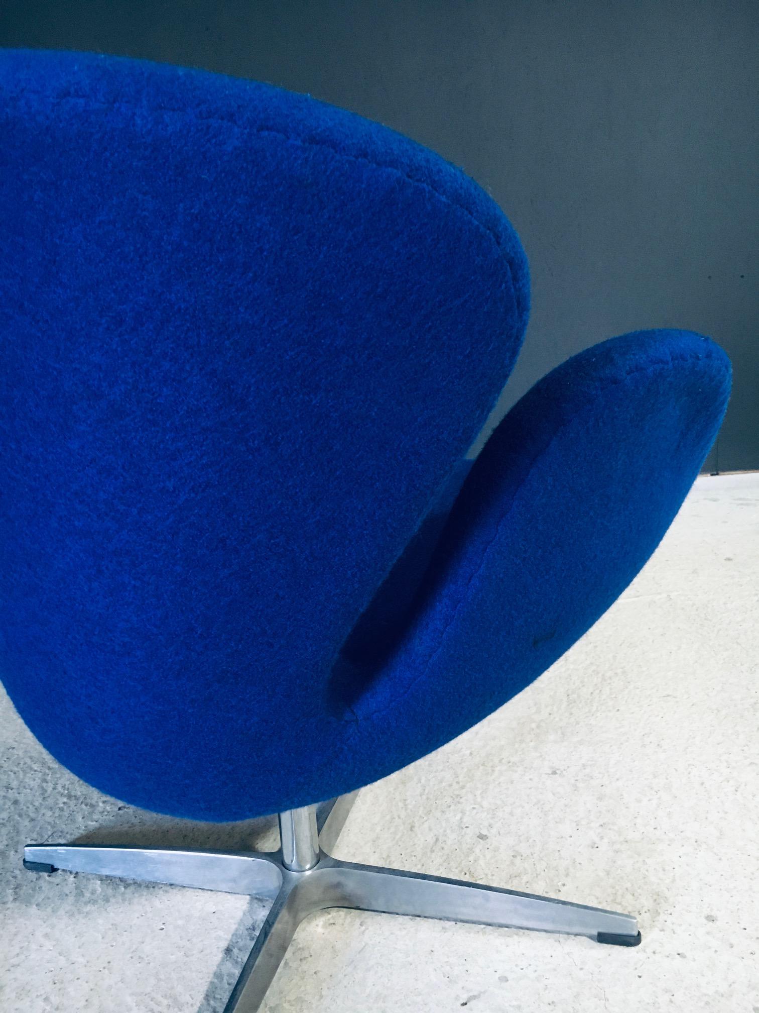 Midcentury Modern Scandinavian Design SWAN Chair by Arne Jacobsen, Denmark 1970s en vente 10