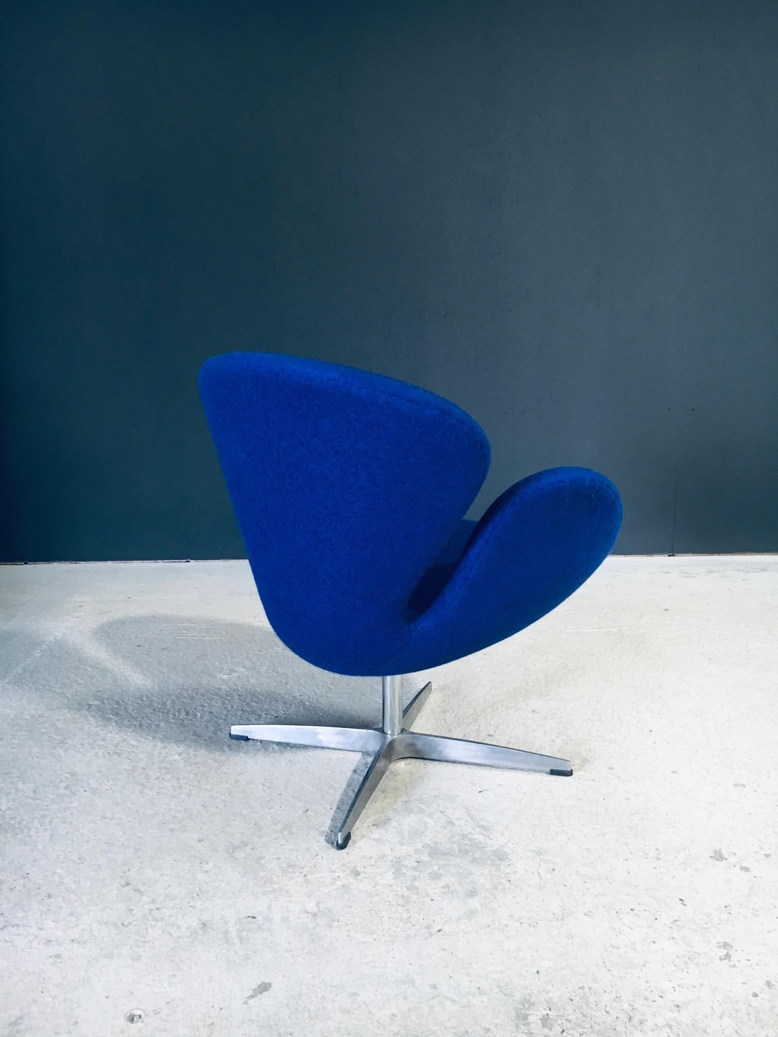 Mid-Century Modern Midcentury Modern Scandinavian Design SWAN Chair by Arne Jacobsen, Denmark 1970s en vente