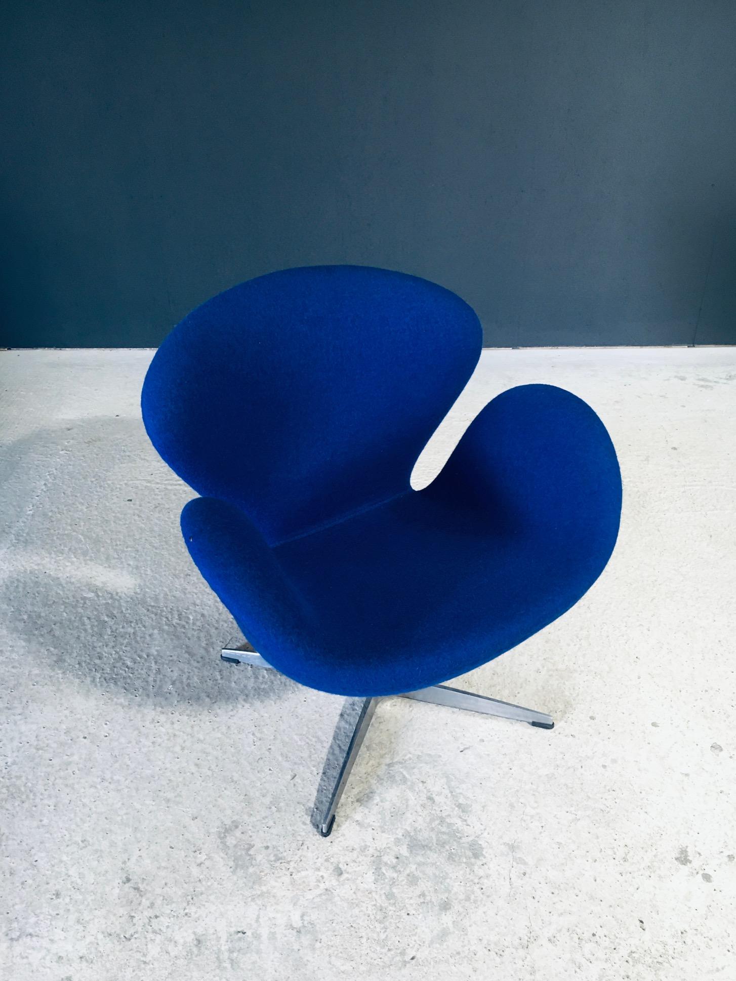 Acier Midcentury Modern Scandinavian Design SWAN Chair by Arne Jacobsen, Denmark 1970s en vente