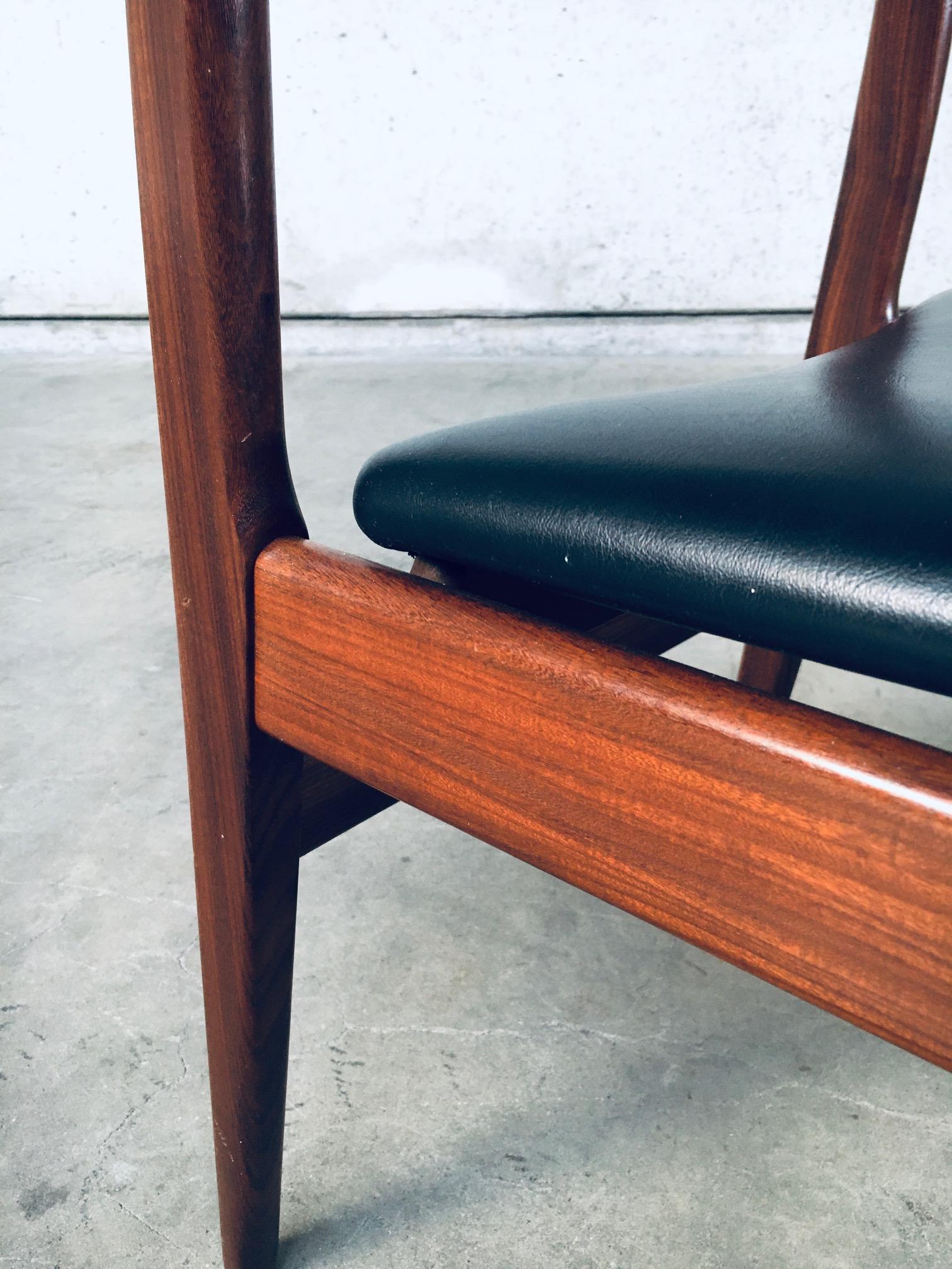 Mid-Century Modern Scandinavian Design Teak Dining Chair Set For Sale 10
