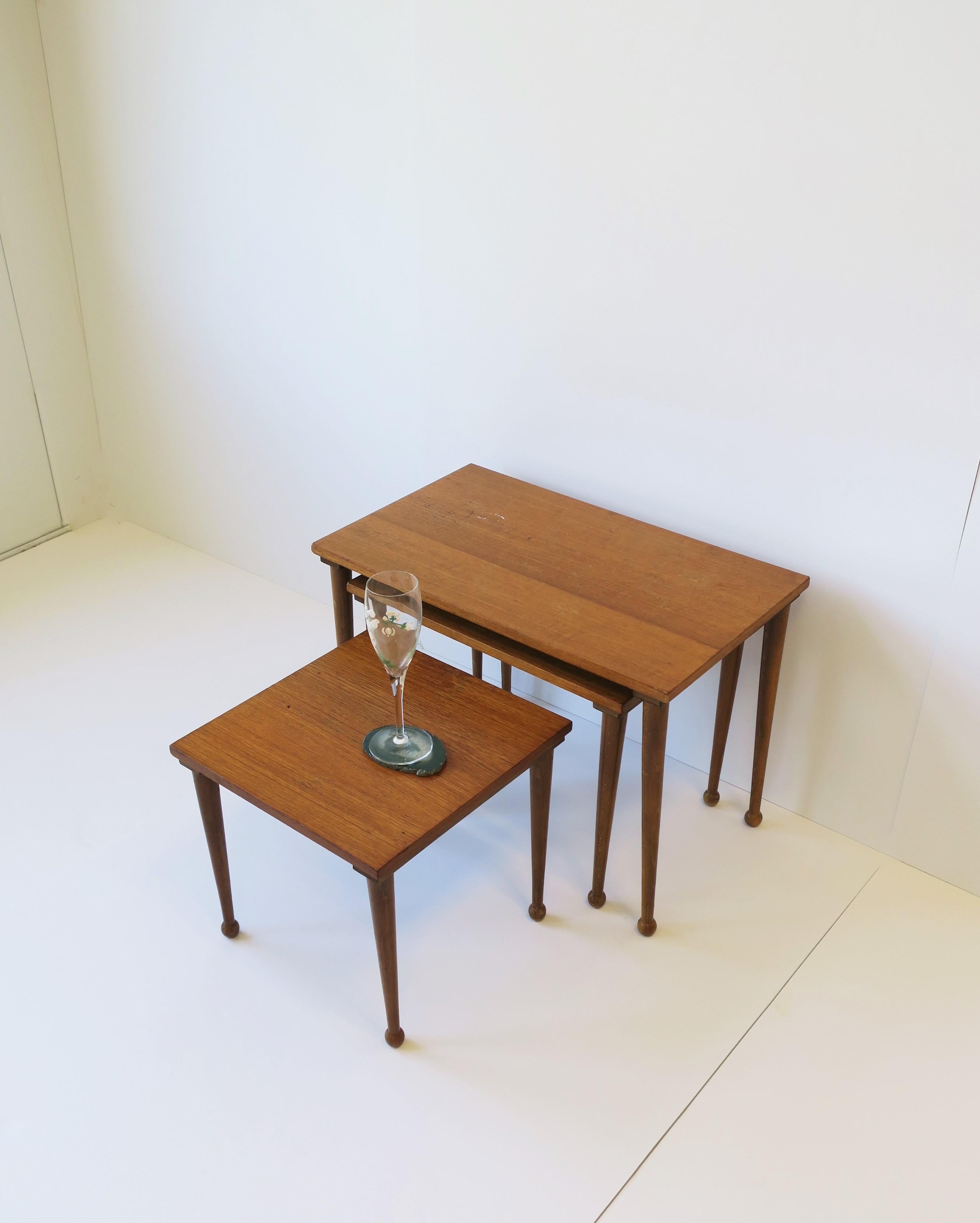 Midcentury Modern Scandinavian Modern Nesting Tables, Set of 3 6