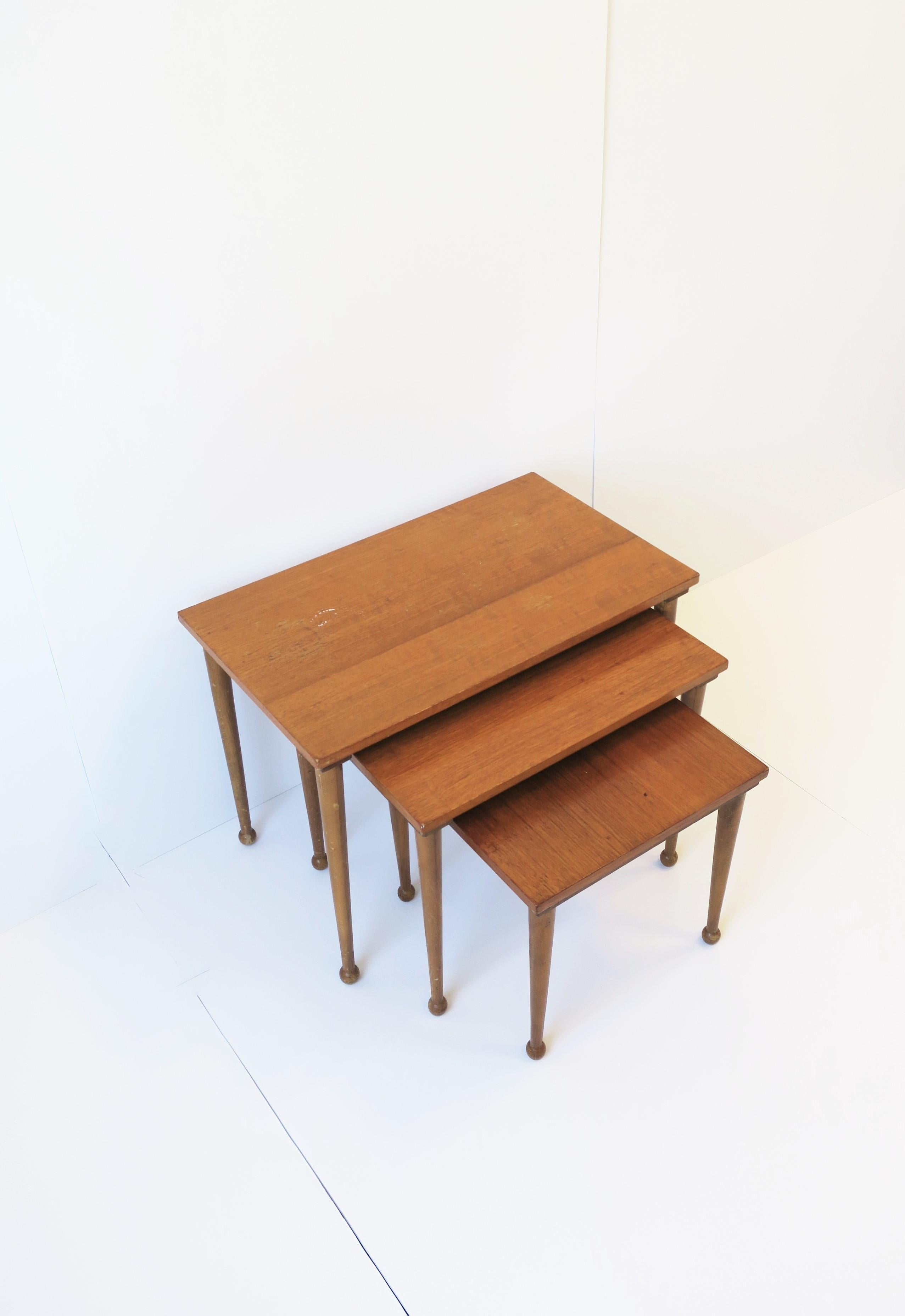 Midcentury Modern Scandinavian Modern Nesting Tables, Set of 3 In Good Condition In New York, NY