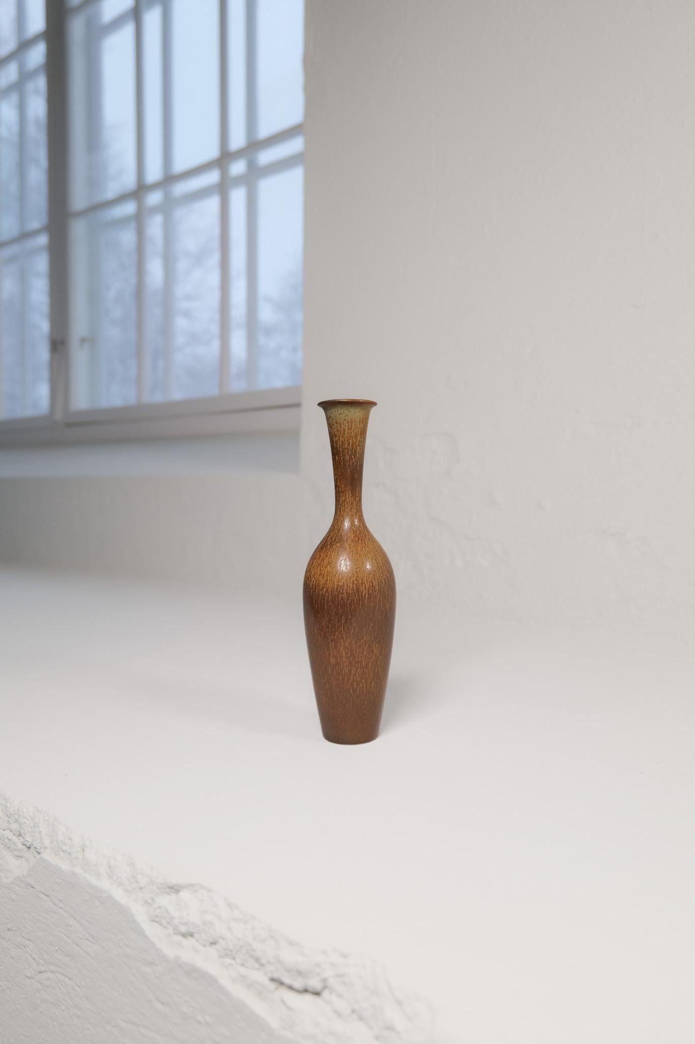 Midcentury Modern Skulpturale Vase aus Keramik Gunnar Nylund Rörstrand Schweden im Angebot 4