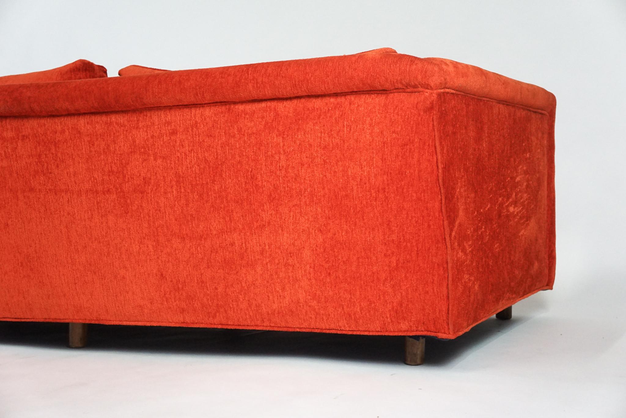 Mid-Century Modern Sculptural Curved Tufted Erwin Lambeth Sofa in Red 6