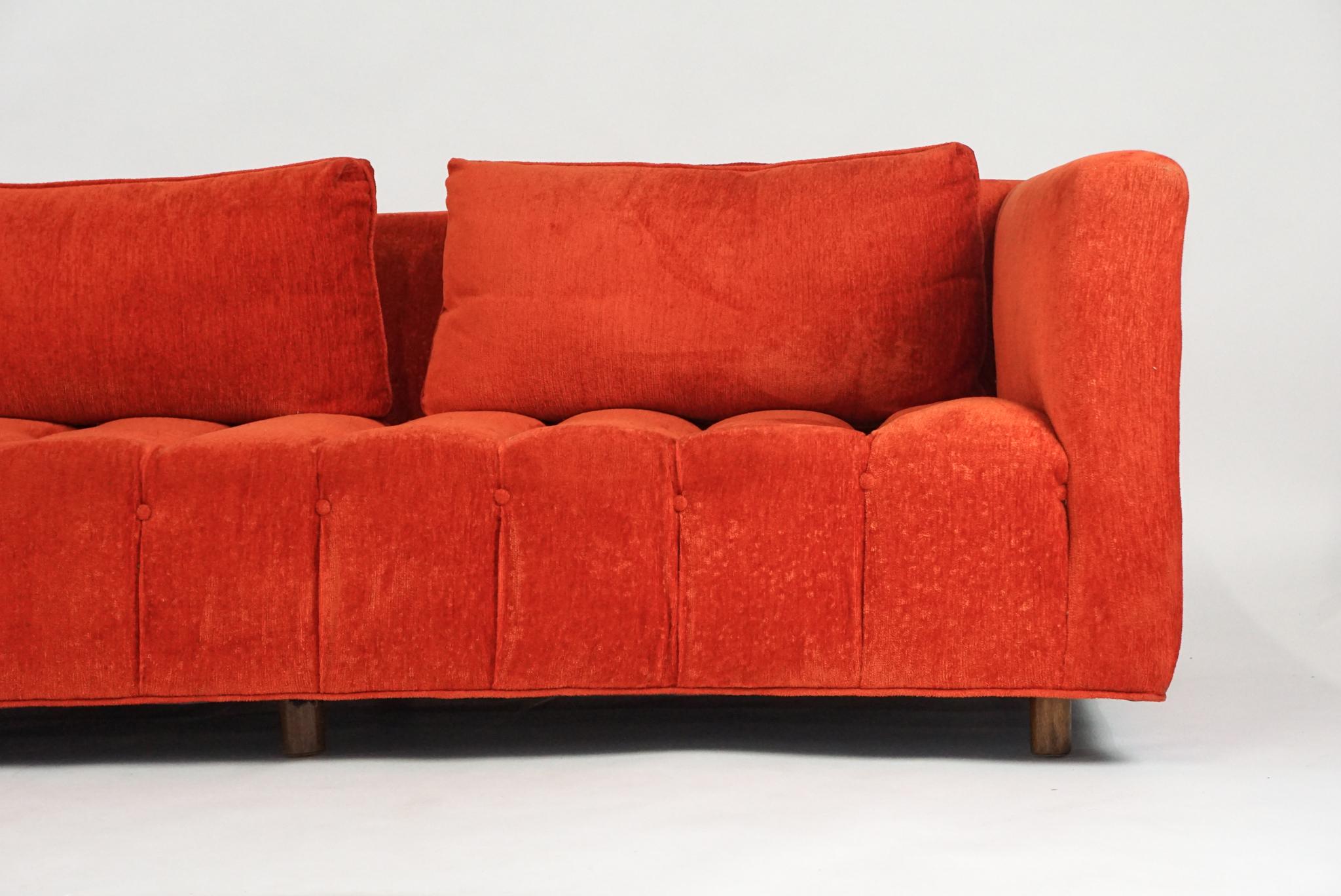 Mid-Century Modern Sculptural Curved Tufted Erwin Lambeth Sofa in Red In Good Condition In Hudson, NY