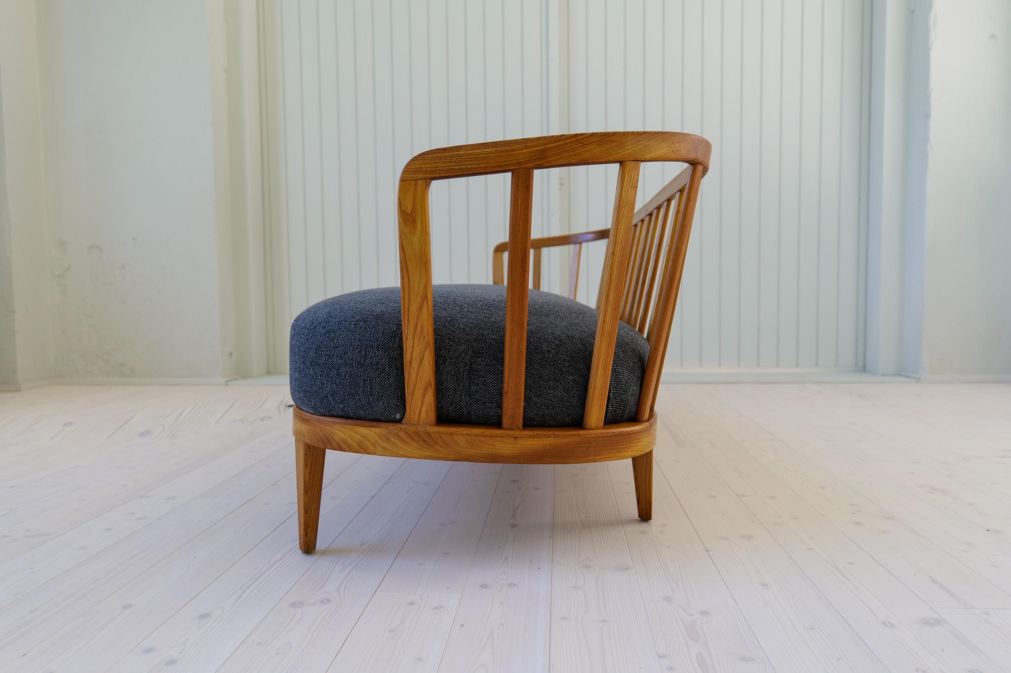 Mid-Century Modern Sculptural Sofa Model 