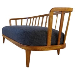 Vintage Mid-Century Modern Sculptural Sofa Model "Värend" Carl Malmsten, 1942