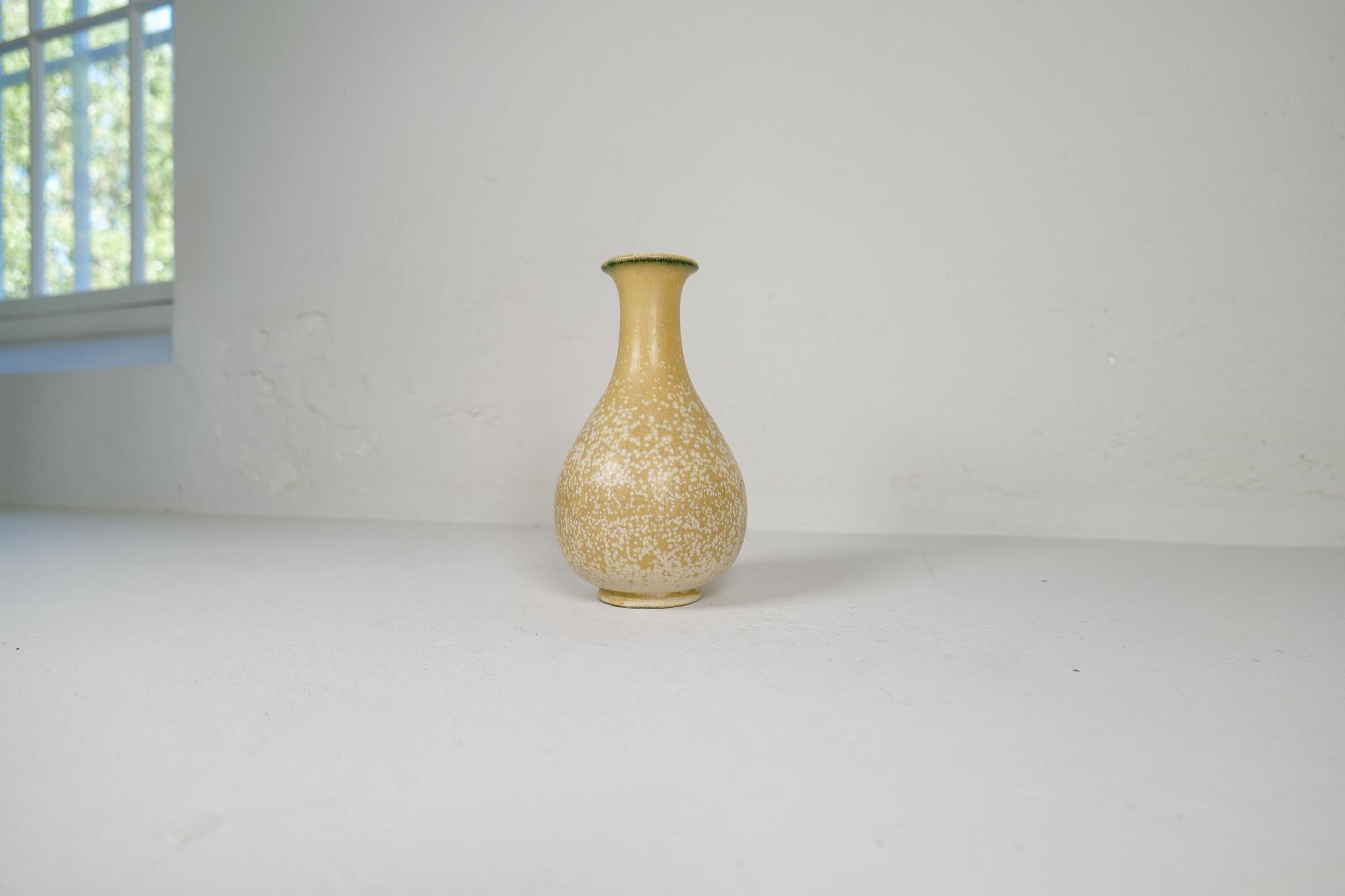 Swedish Midcentury Modern Sculptural Vase Rörstrand by Gunnar Nylund, Sweden, 1950s For Sale