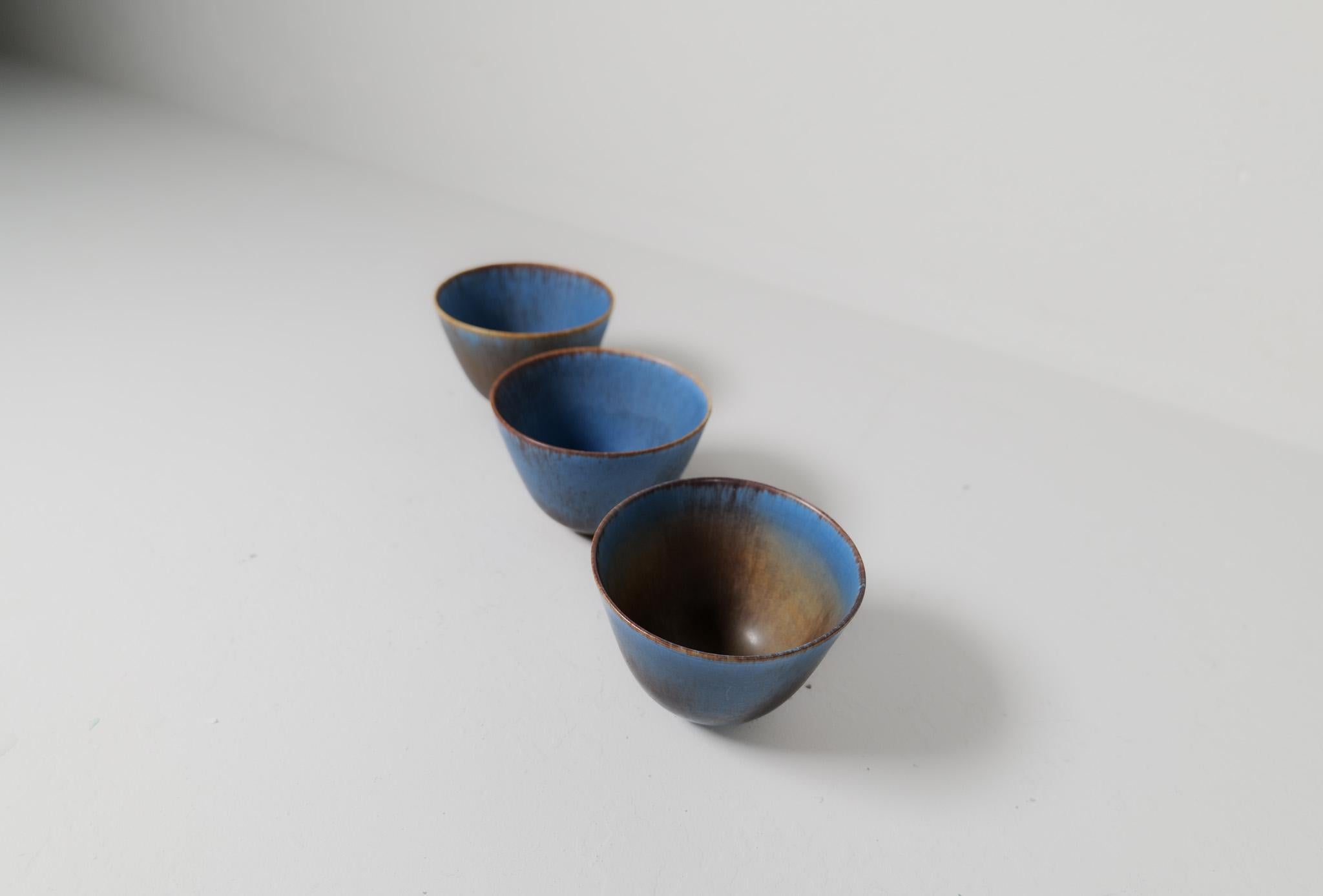 Ceramic Midcentury Modern Set of 3 Bowls Rörstrand Gunnar Nylund, Sweden, 1950s For Sale
