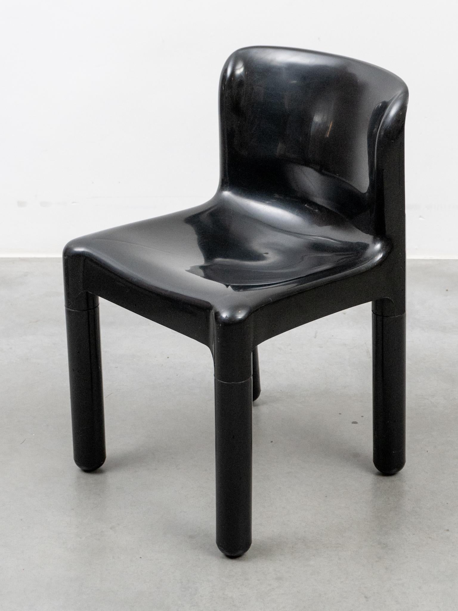 Italian Midcentury Modern Set of Four Chairs Model 