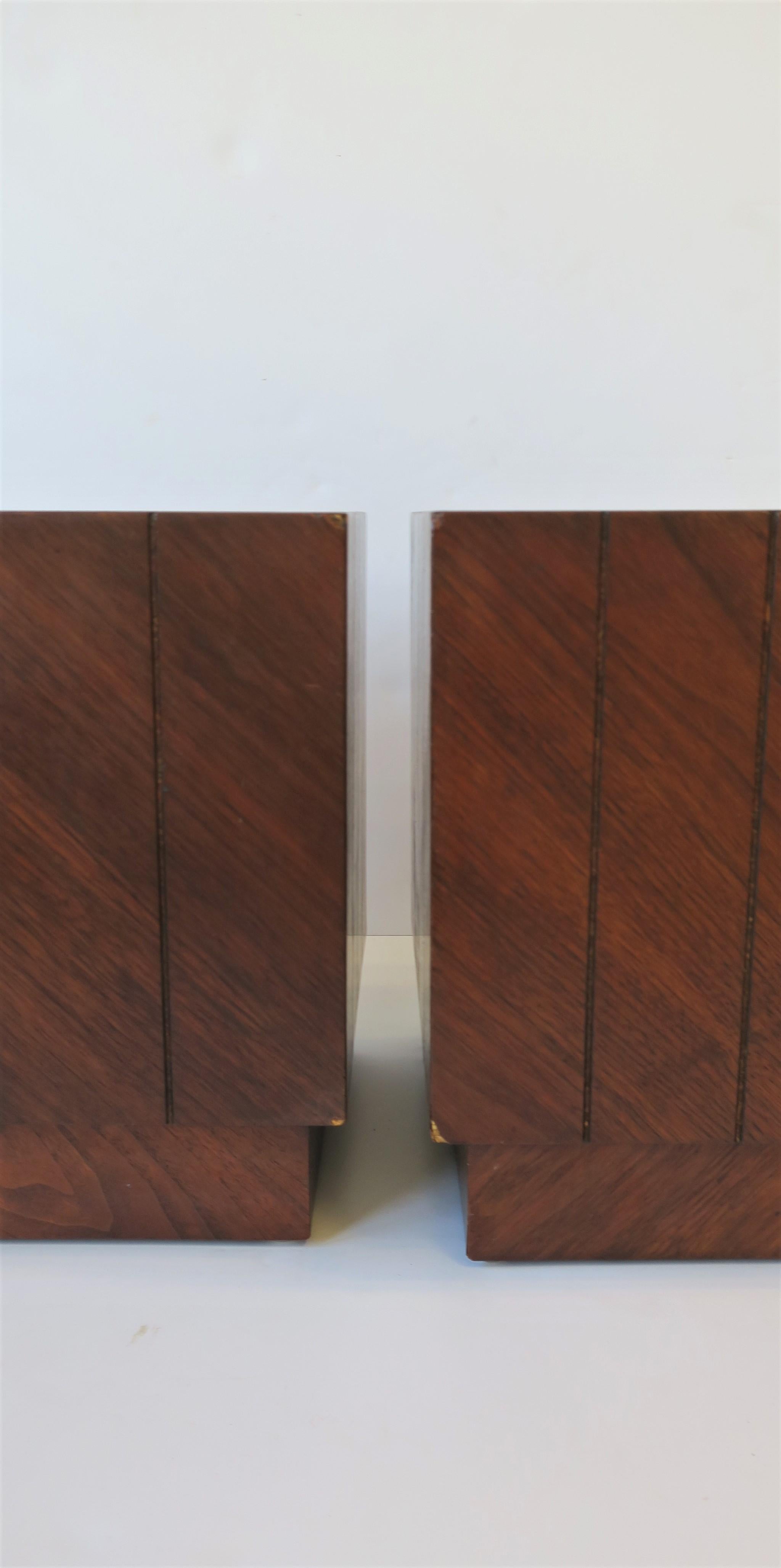 Midcentury Modern Wood Side Drinks Cocktail or End Tables, Pair For Sale 11