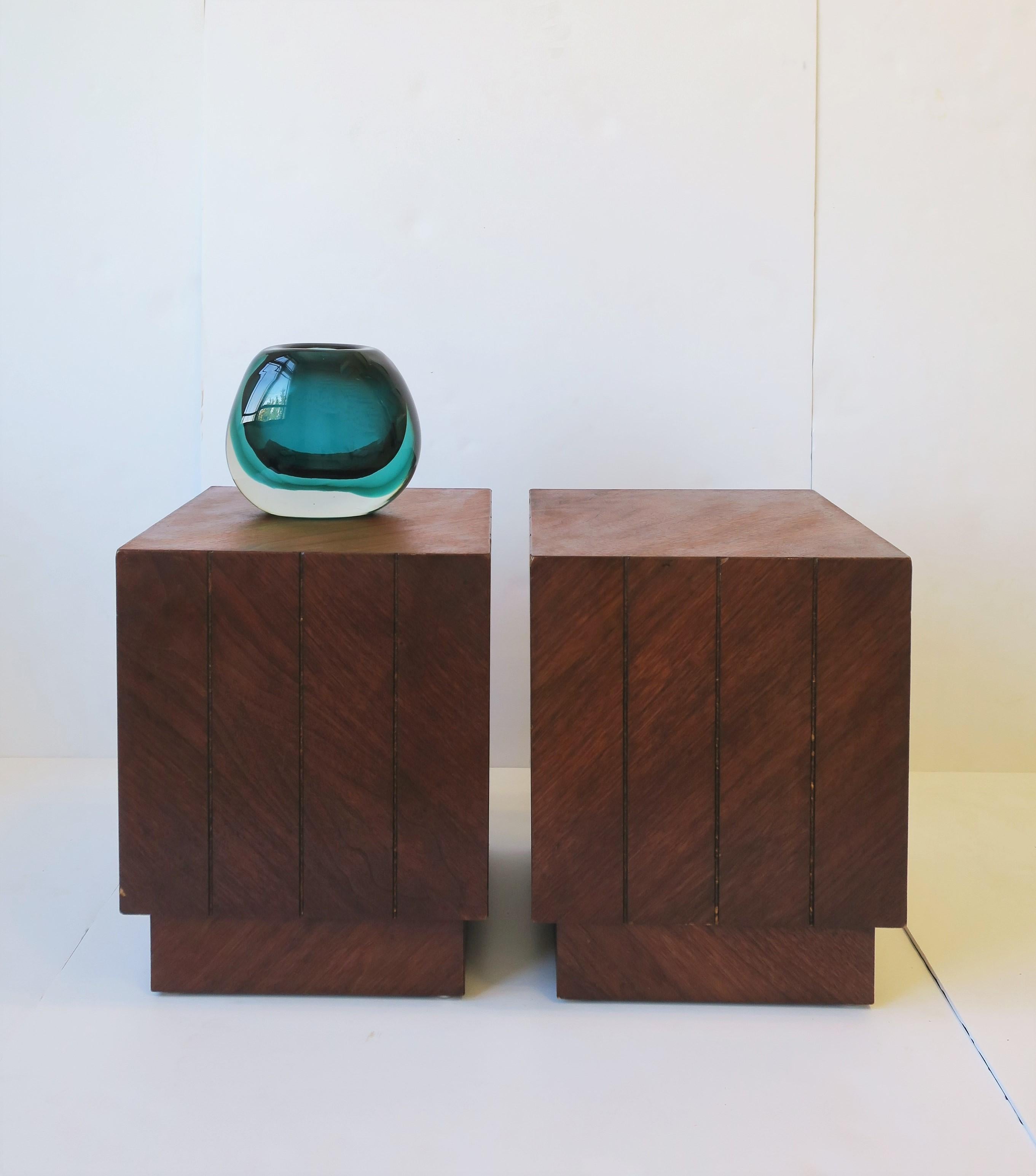 Mid-Century Modern Midcentury Modern Wood Side Drinks Cocktail or End Tables, Pair For Sale