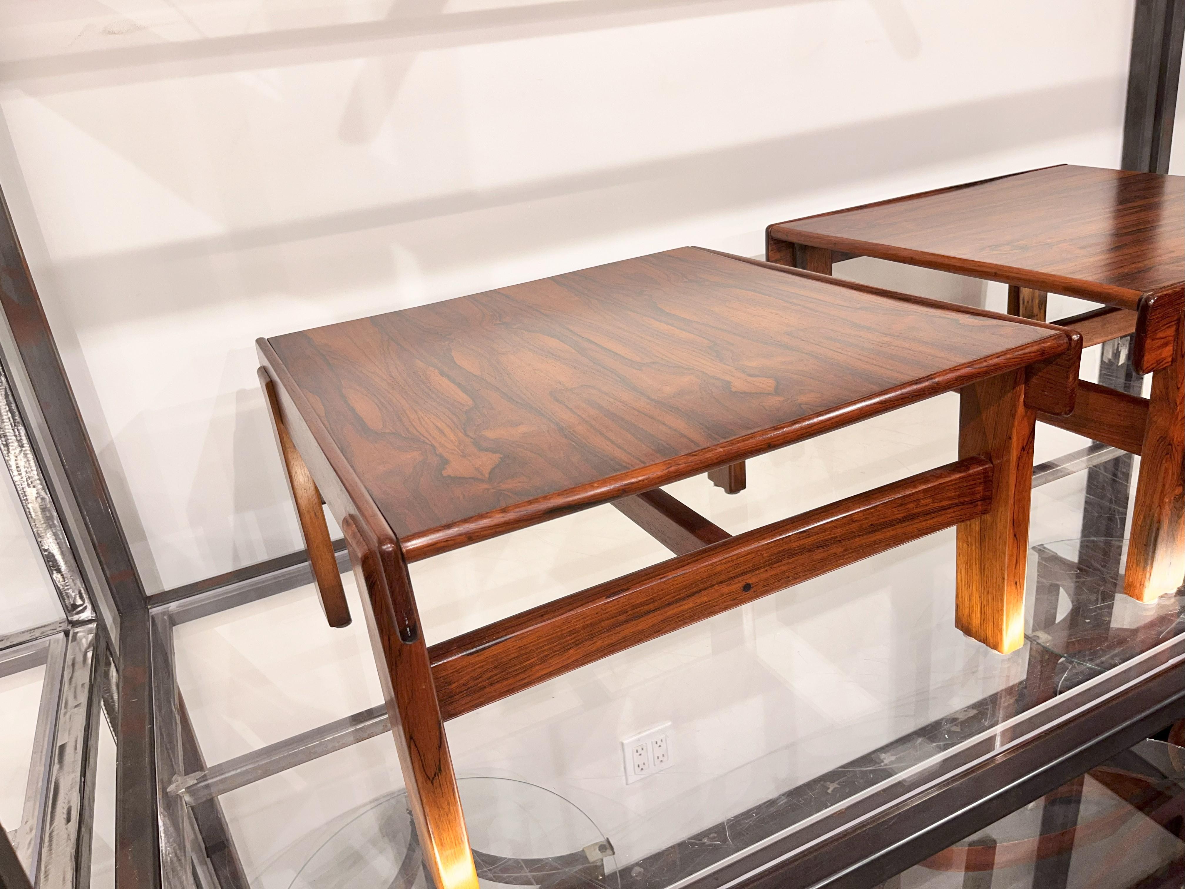 Midcentury Modern Side Table set in Hardwood by Jean Gillon, 1960s For Sale 1
