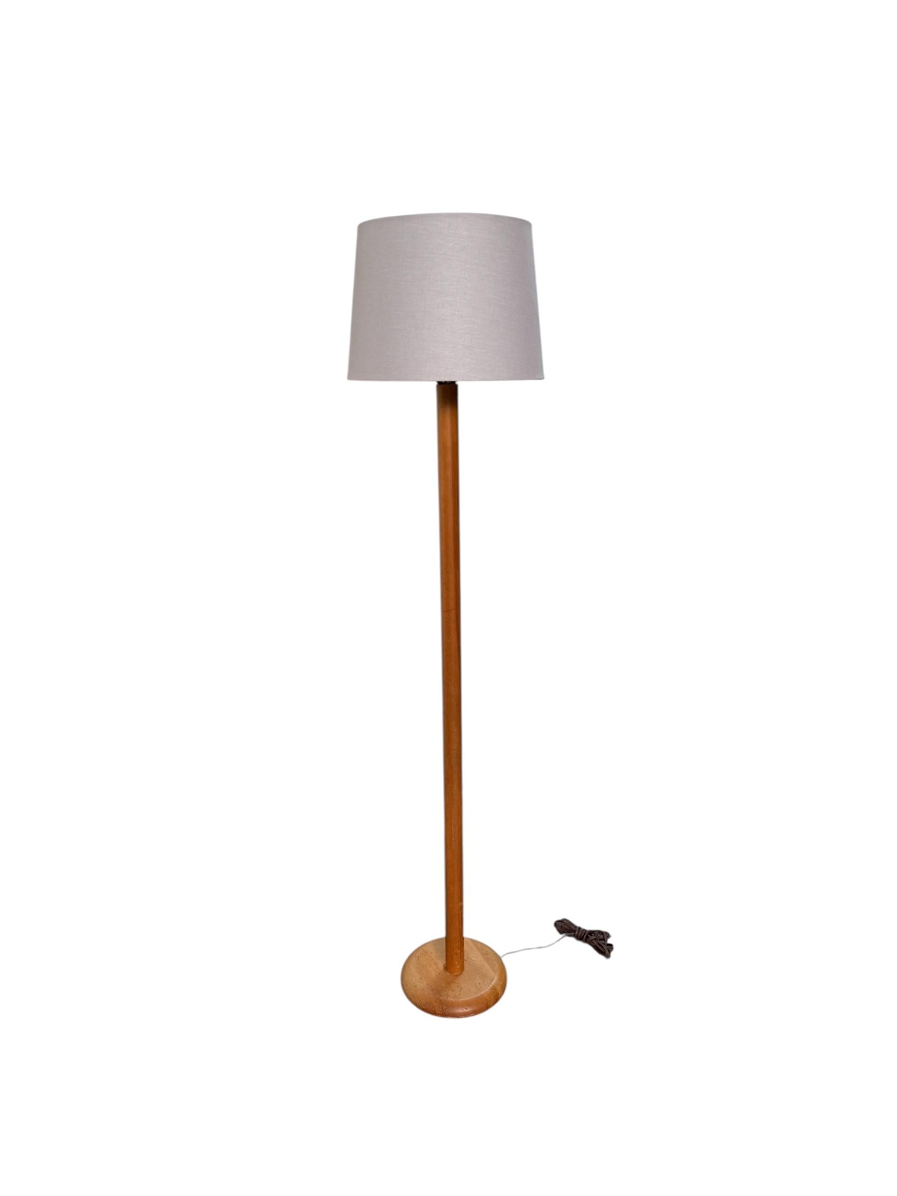 Mid-Century Modern Midcentury Modern Solid Wood Floor Lamp with new Linen Shade For Sale