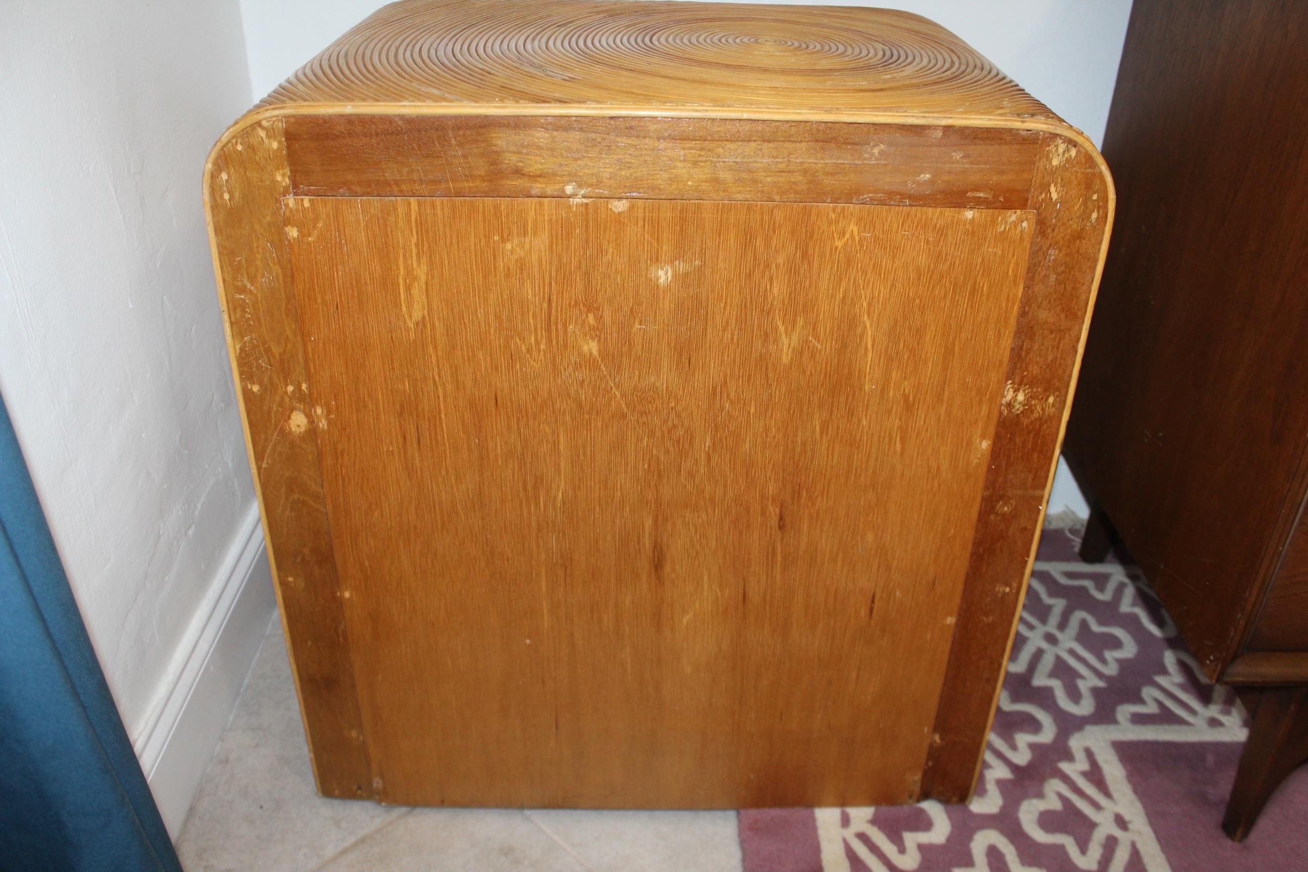 Italian Midcentury Modern Split Reed Rattan Side Table For Sale