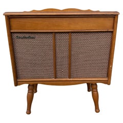 Retro Midcentury Modern Stereo Cabinet with Turntable/Radio by Delmonico/Nivico (JVC)