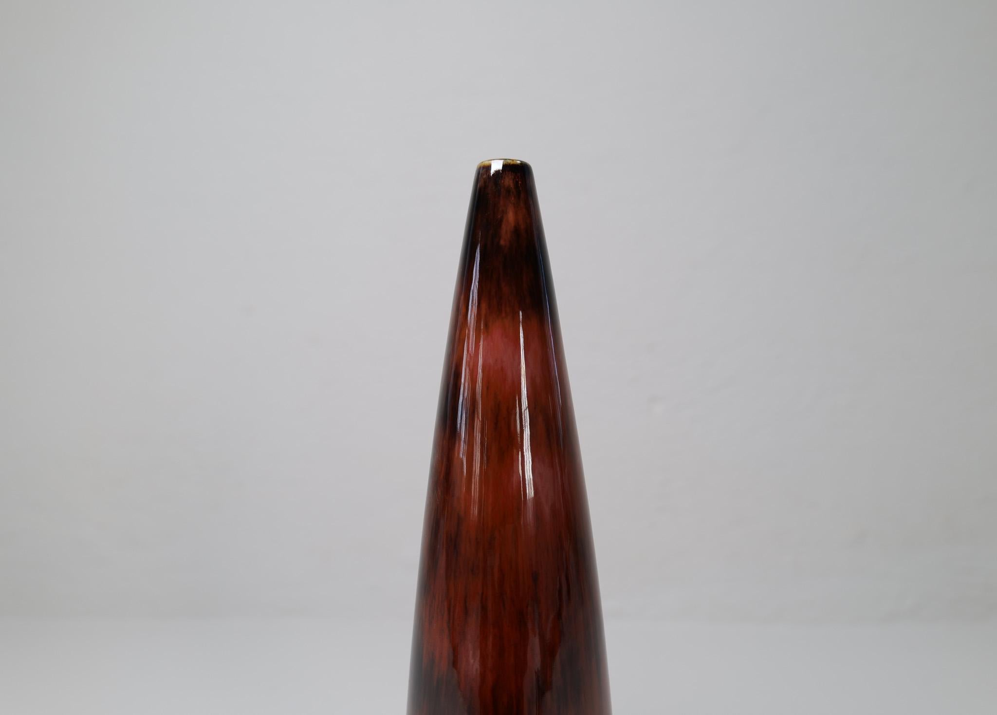 Moderne Steingutvase aus der Jahrhundertmitte Rörstrand Carl Harry Stålhane, Schweden, 1950er Jahre (Schwedisch) im Angebot