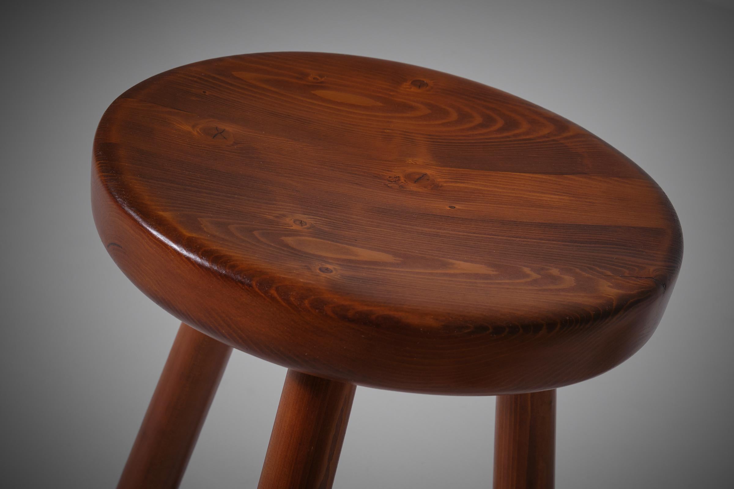 Midcentury Modern Stool in Pine, France 1960s For Sale 2