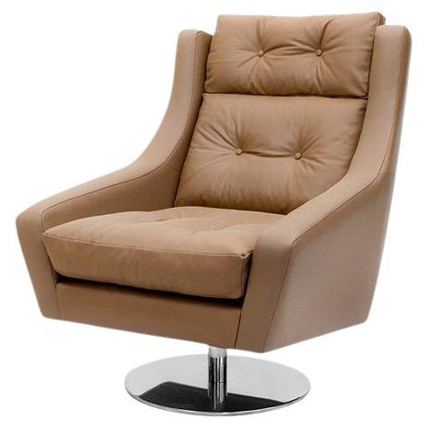 Midcentury Modern Style Lounge Chair mit drehbarem Untergestell (Handgefertigt) im Angebot